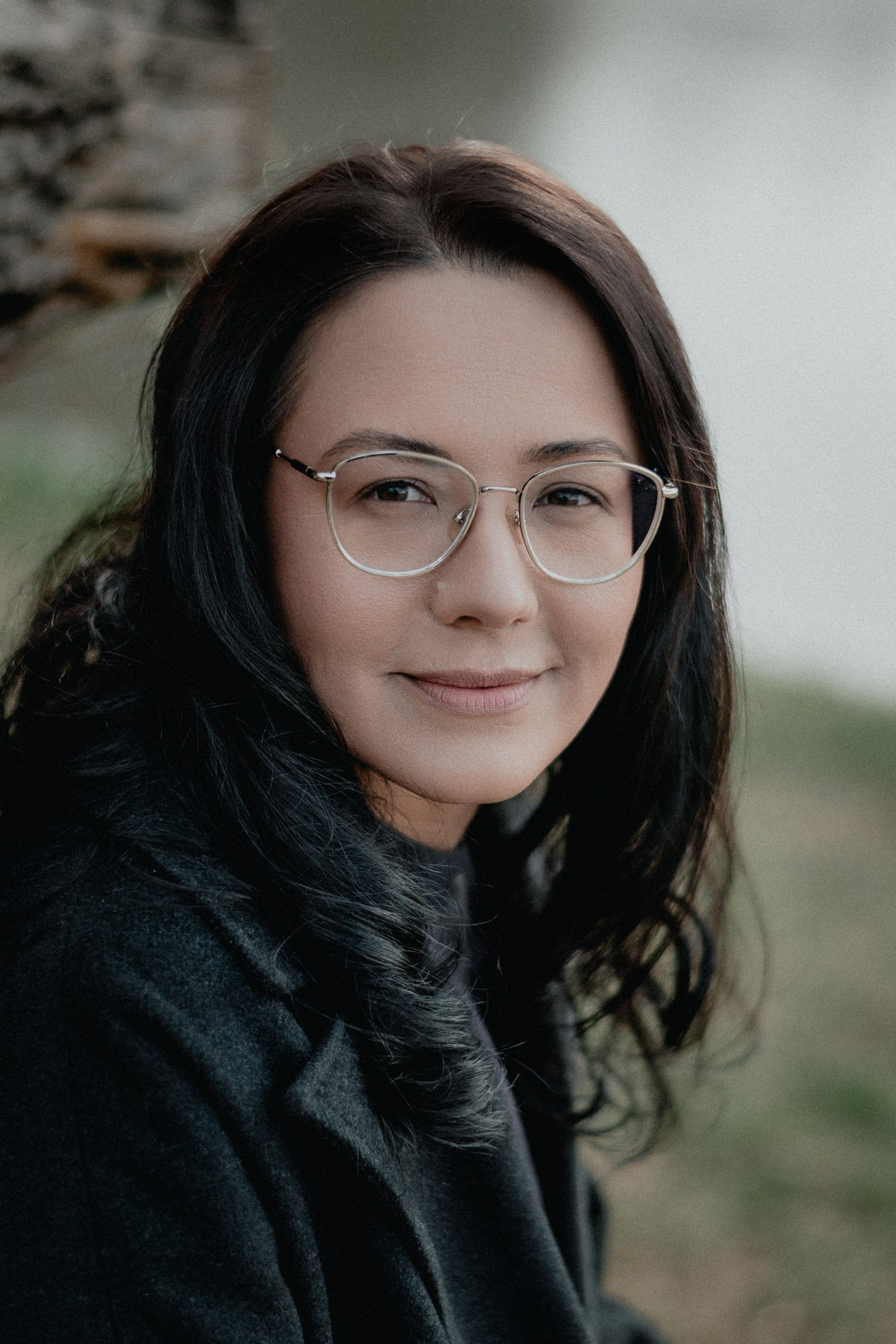 Фотограф в Тюмени Дарья Мустафина Портретная серия «Берег и тишина». Портретный фотограф Тюмень Дарья Мустафина