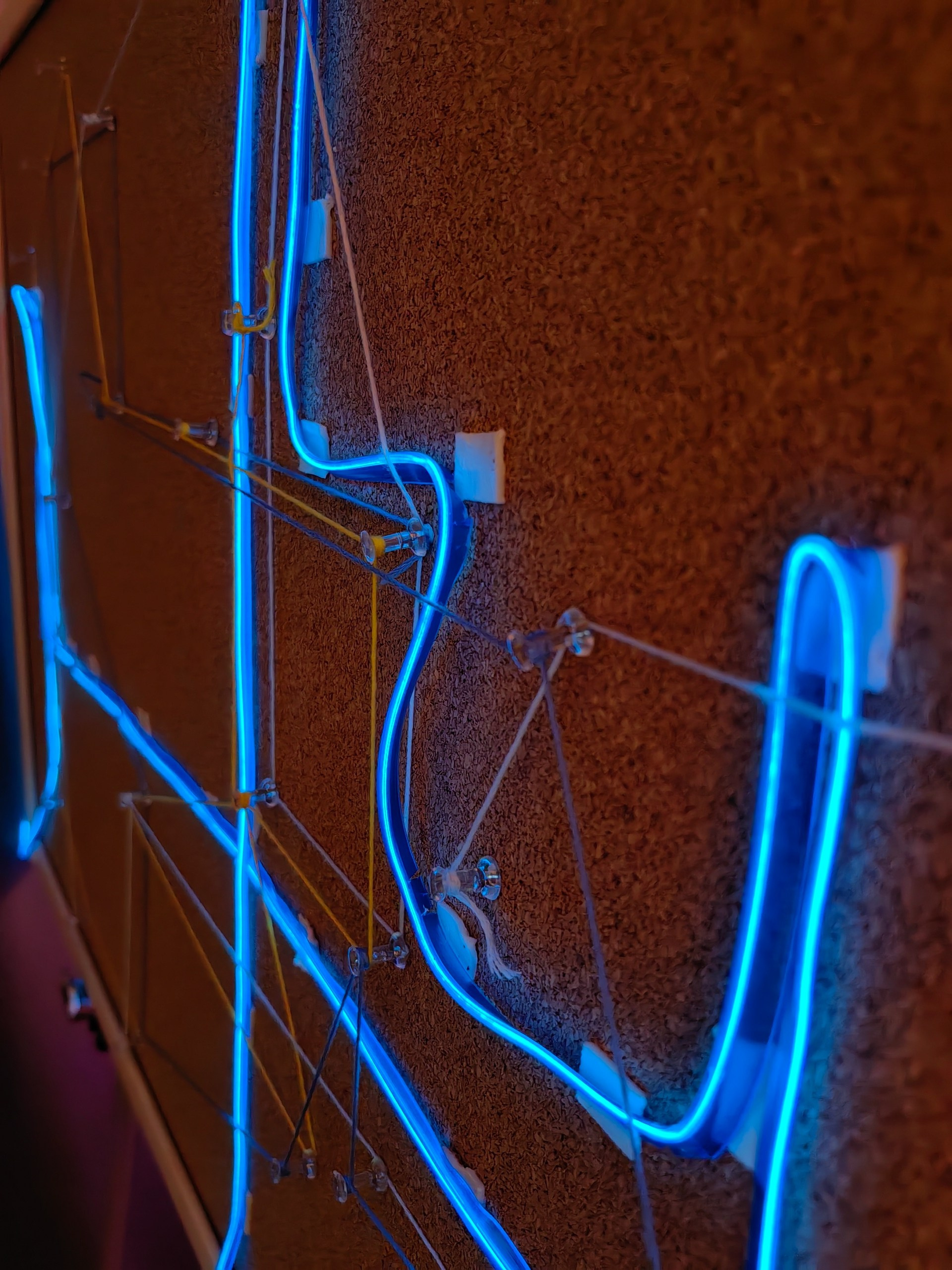 На_повестке пробка 50×70, смешанные технологии. IZTENI ART