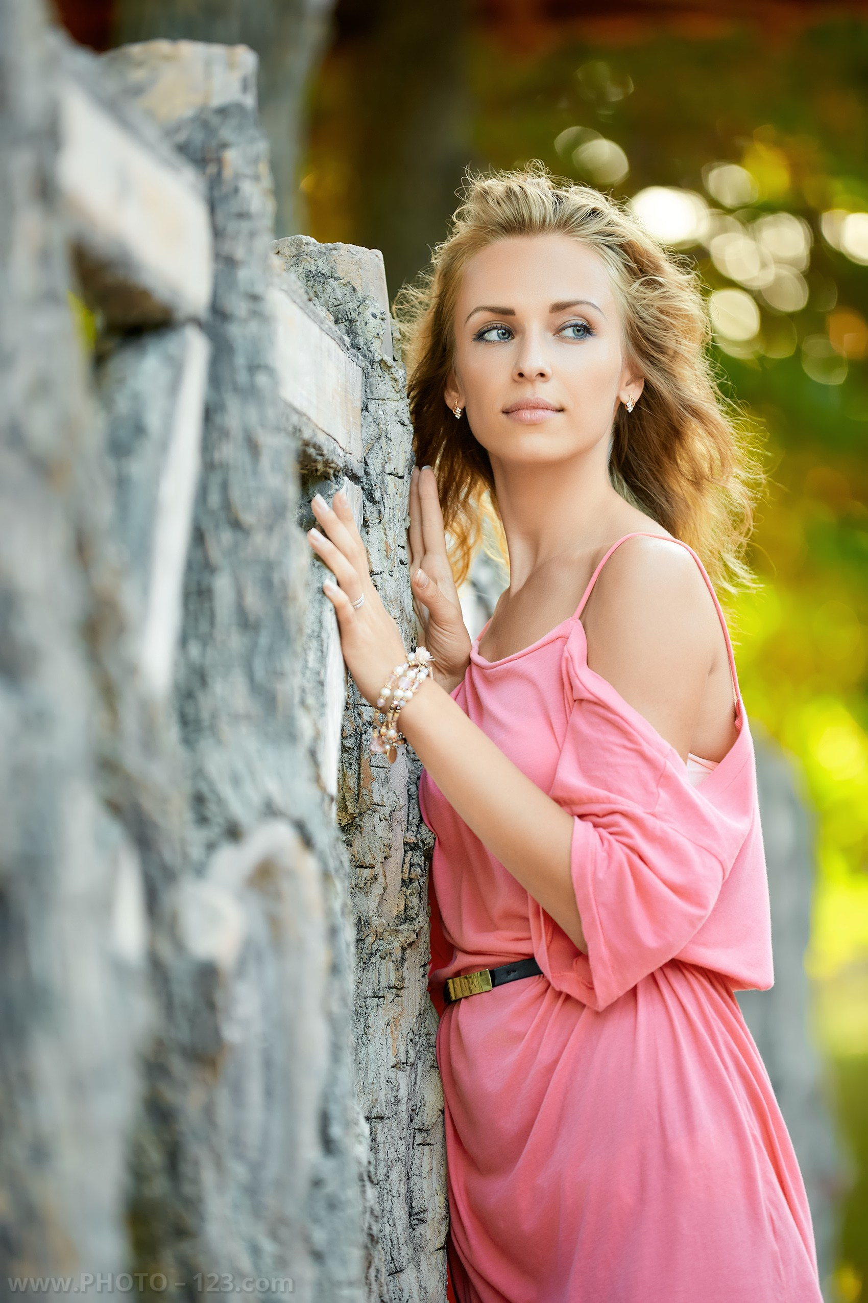 Golden light, natural elegance — Nha Trang portraits