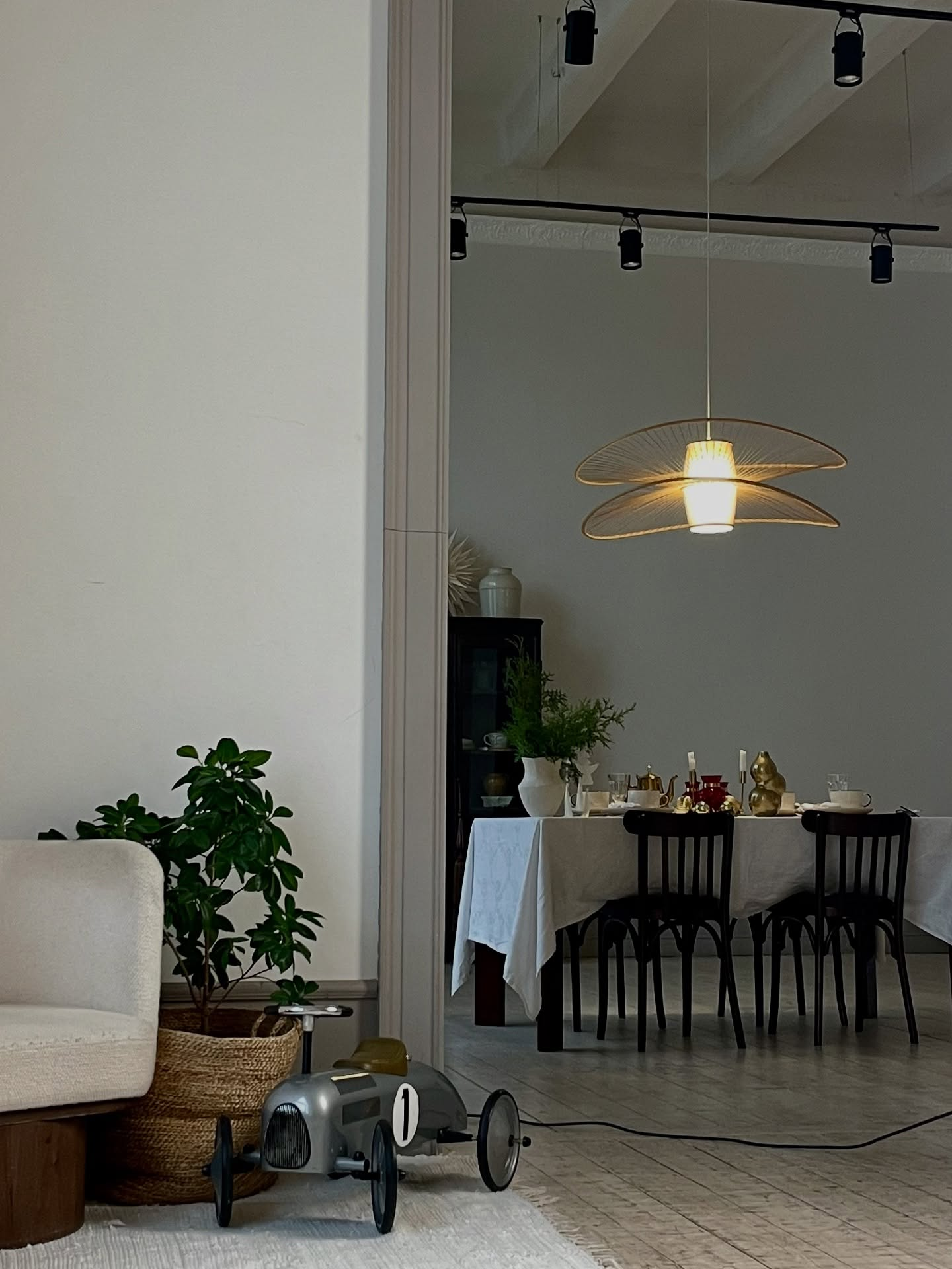 Фотостудия Воздух. Понравилась студия? Напишите — организую съёмку именно здесь. Фотограф в Минске Людмила Дутко