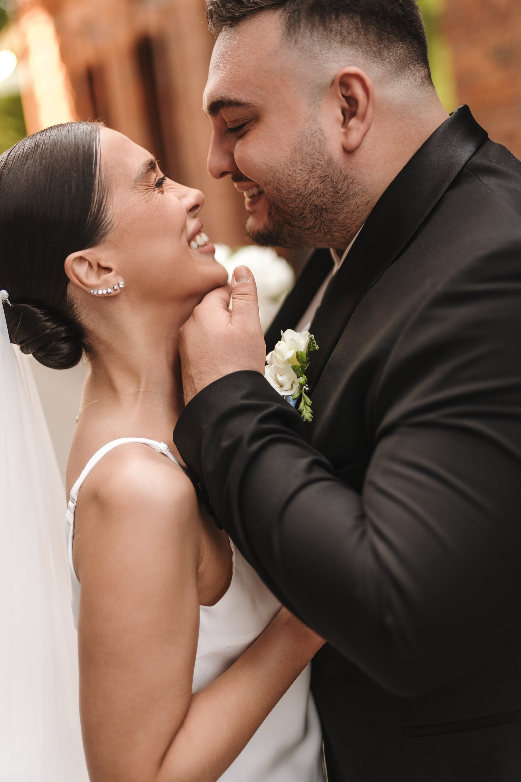 Свадьба 7 июня 2026 года — фотосессия, ЗАГС и банкет в шатре «Под облаками» в Нагаево с ведущим Артуром Ильясовым