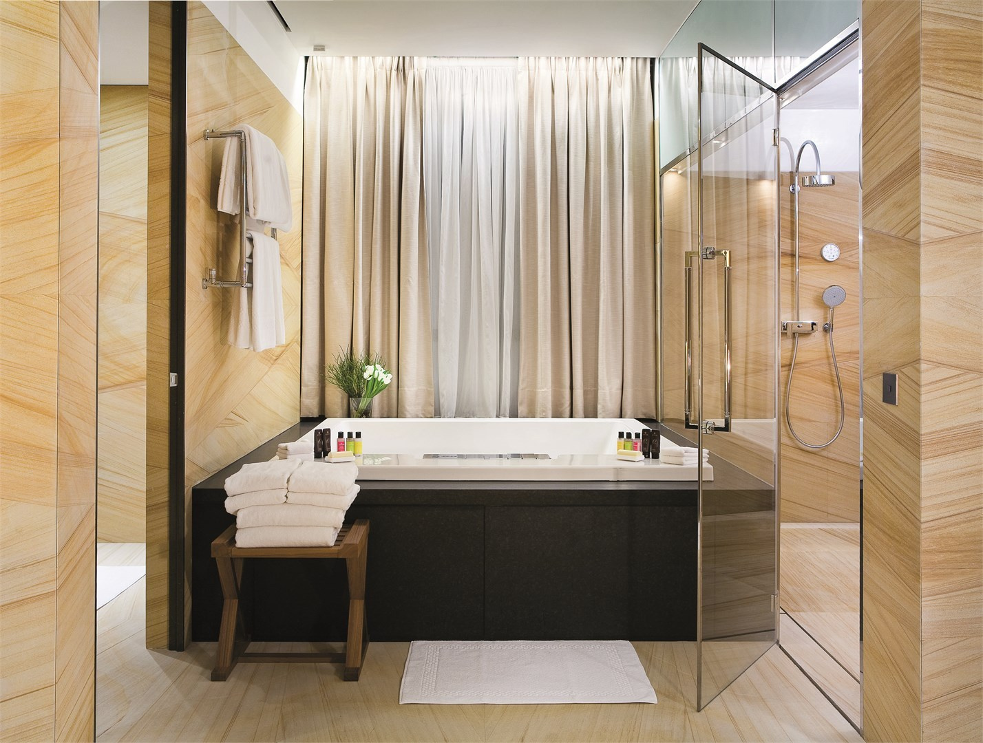 Отели — подборка. Фотограф индивидуальных женских портретов и LOVEstory в Москве