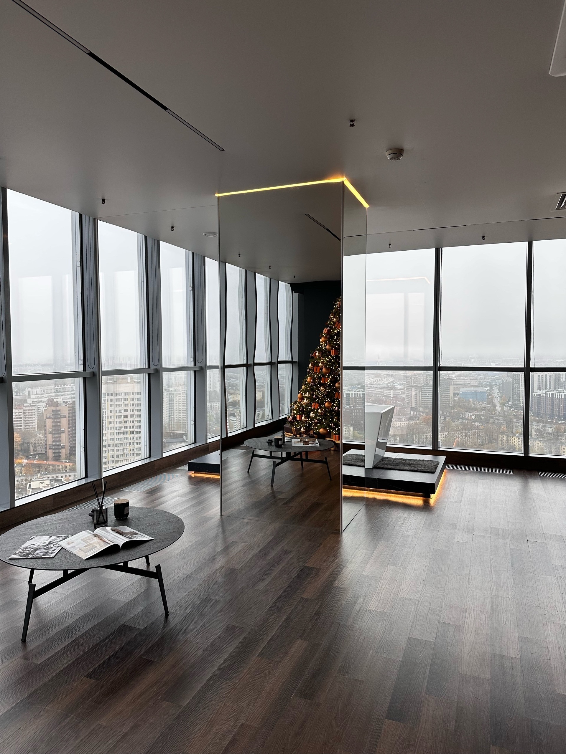 Новогодние студии, Новогодние залы для фотосессии в Санкт-Петербурге. Новогодние семейные фотосессии в СПб. Женский фотограф Санкт-Петербург Александра Колий