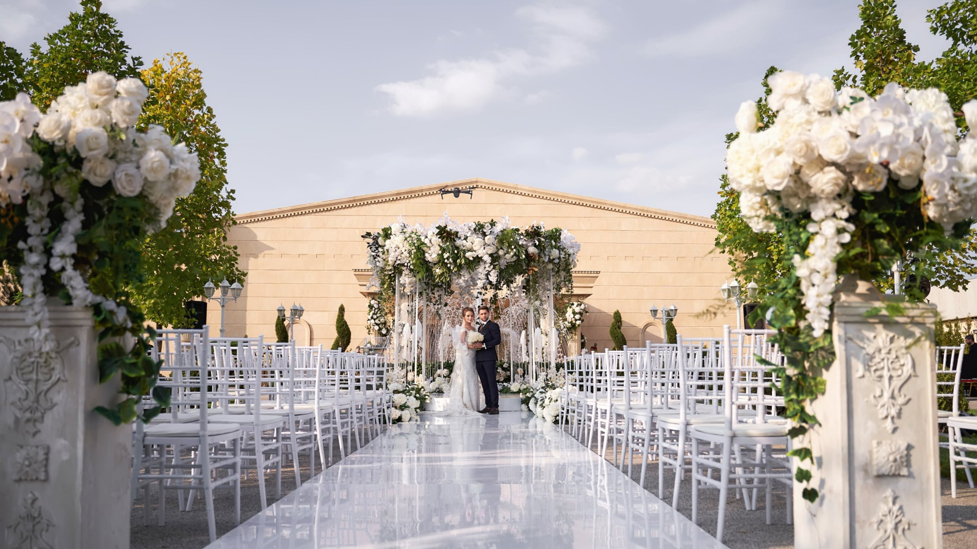 Авторские свадебные фильмы по видео от Твинс студио. Свадебное видео и фото съемка на свадьбу в Краснодаре Твинс Студио