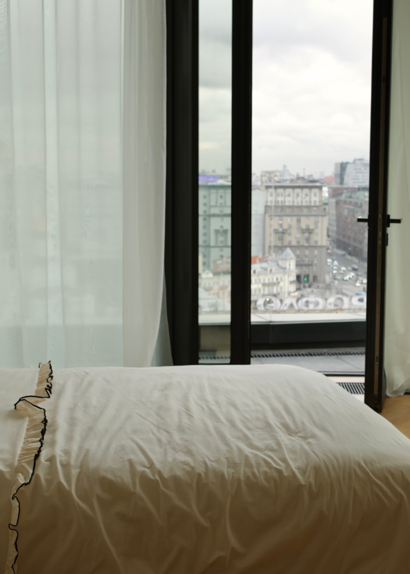 Слава с главной. Фотостудия Jam