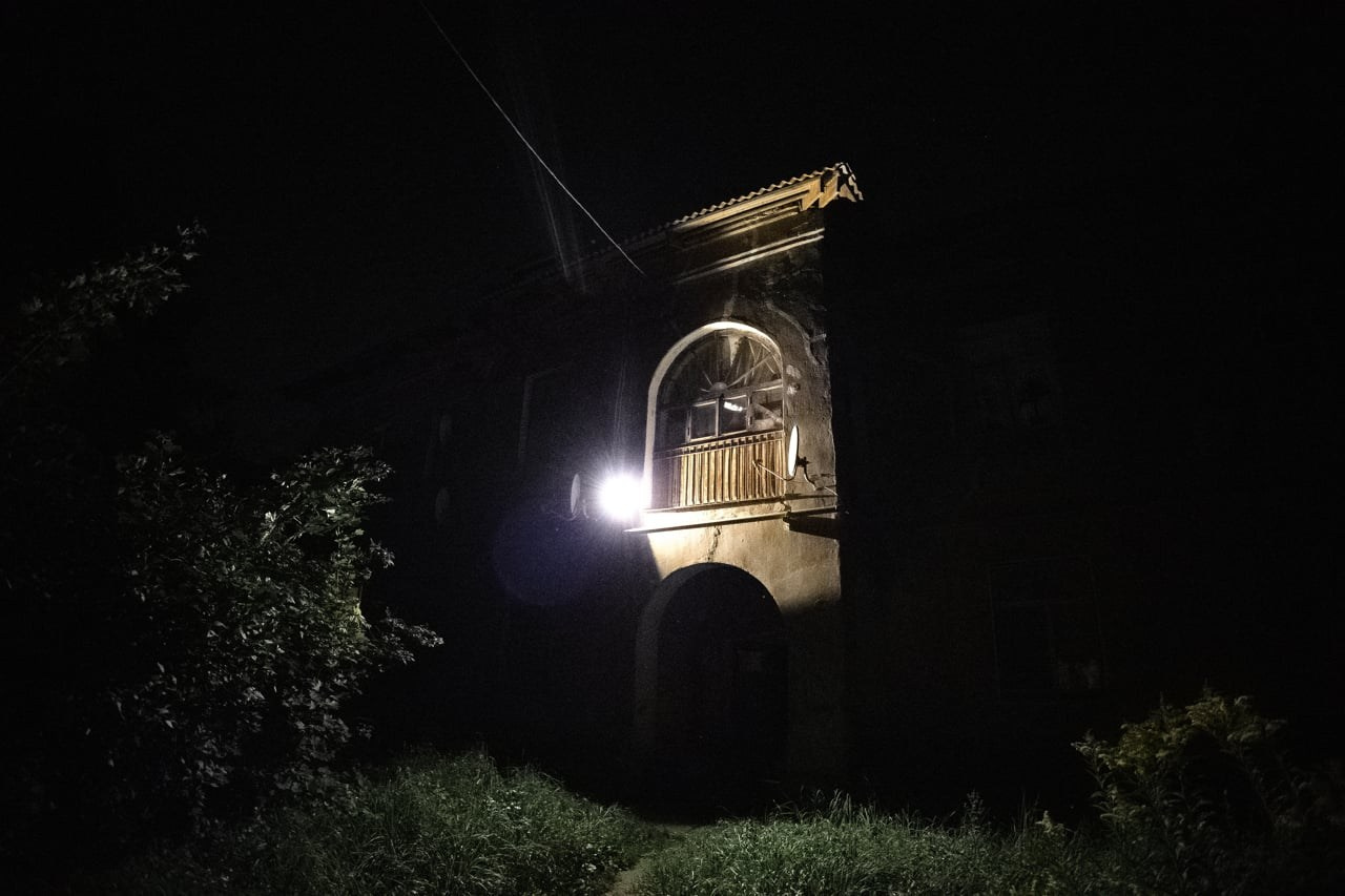 Artist book and performance: I will be where eterniry is. Akyuna Soberk