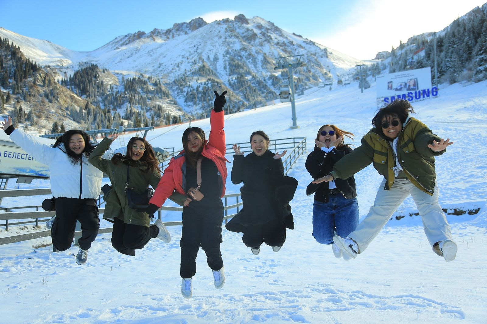 Melon Travel в Алматы: экскурсии и джип туры в Чарынский каньон, озера Каинды, Кольсай, Иссык, национальный парк Алтын Эмель