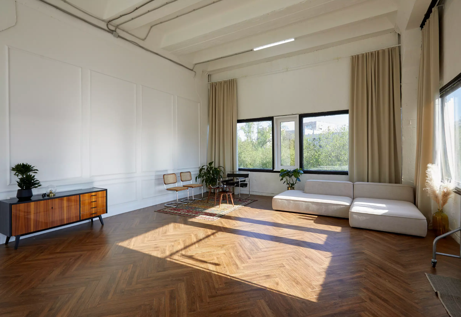 Подборка студий. Портретный фотограф в Москве Ефанова Ульяна. Женский портрет