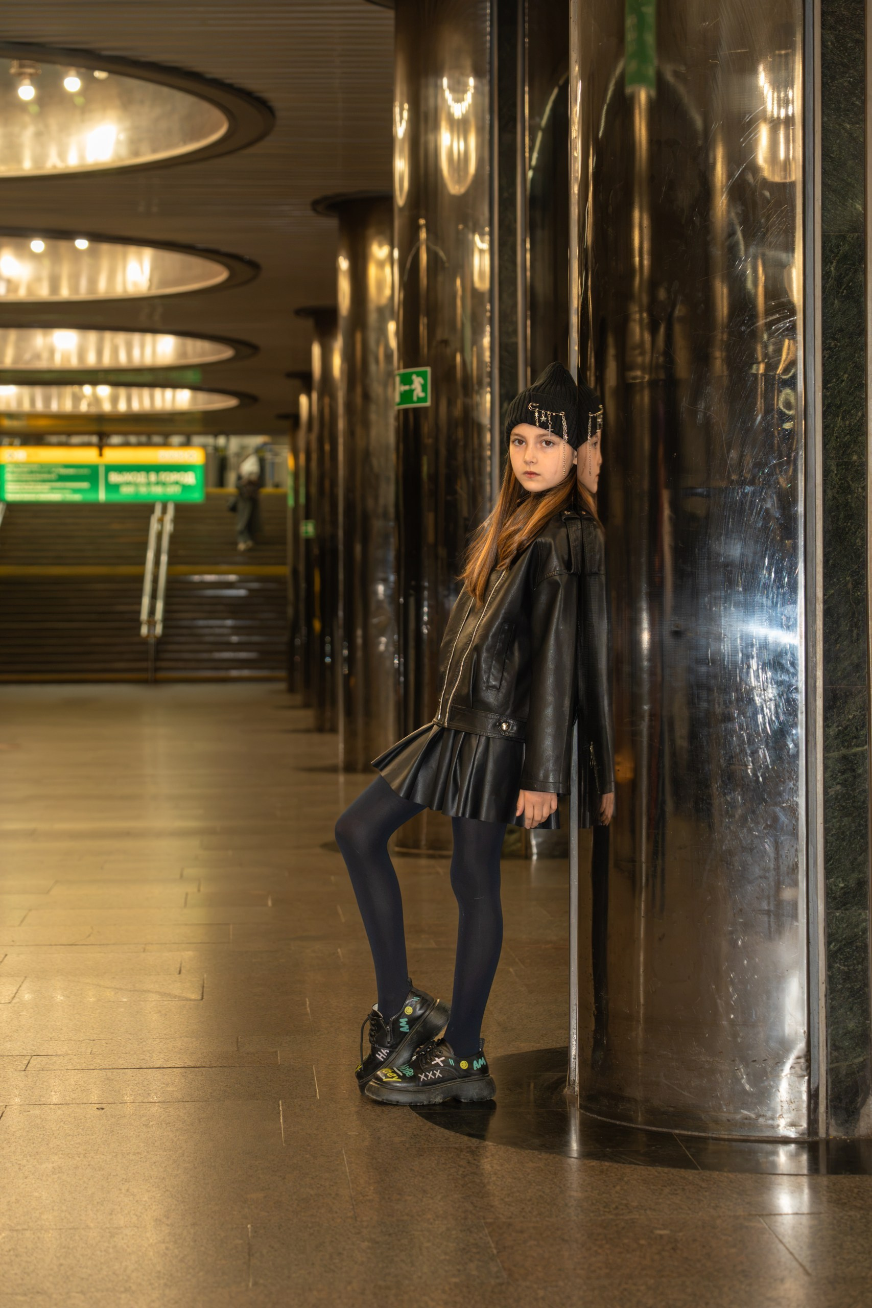 Children’s Photo Session in Yekaterinburg: Rock at “Prospekt Kosmonavtov” Station. Svetlana Korneliuk, photographer in Yekaterinburg