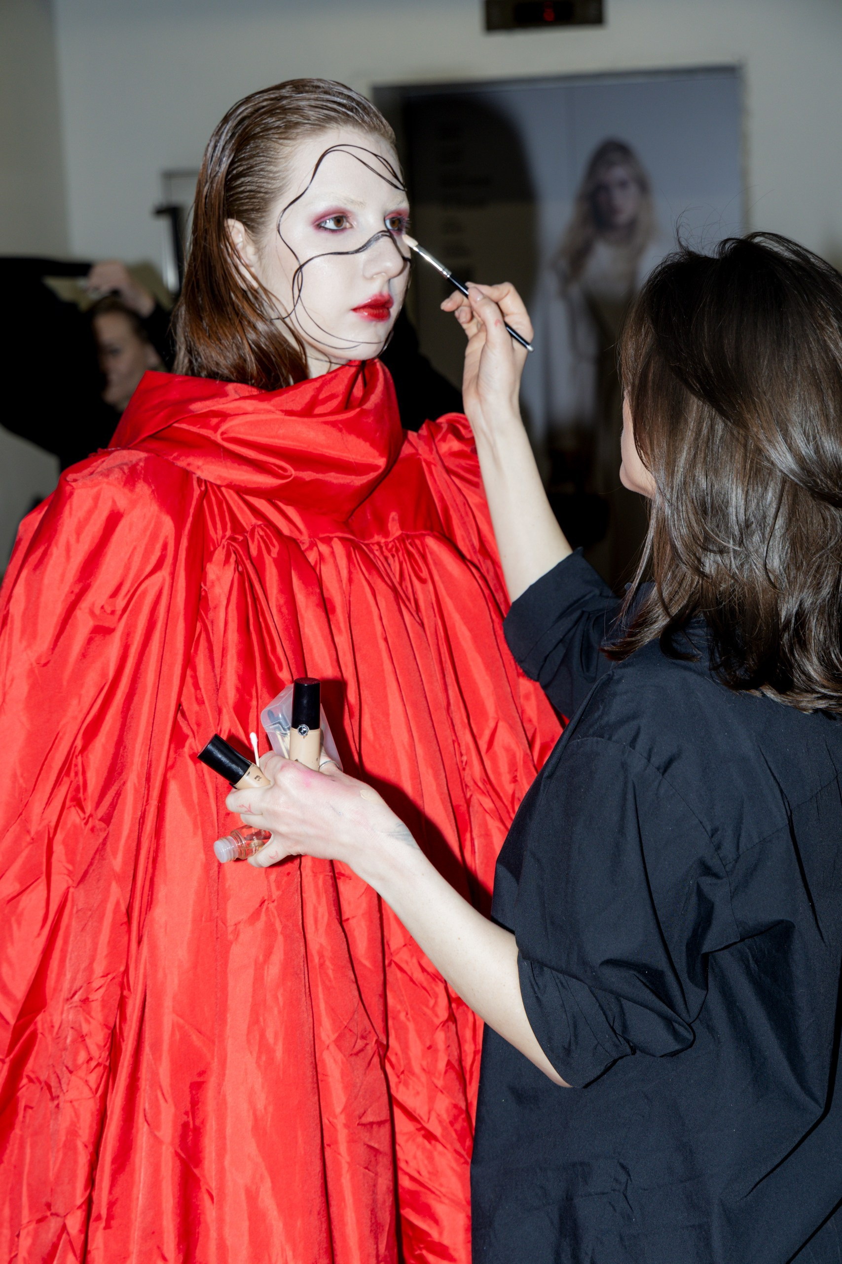 ДЛТ Собака.ru показ победителей конкурса «Новые имена в моде 2025». FOTOFAQ SKOOL г. Санкт-Петербург: очные, дистанционные и онлайн курсы фотографии