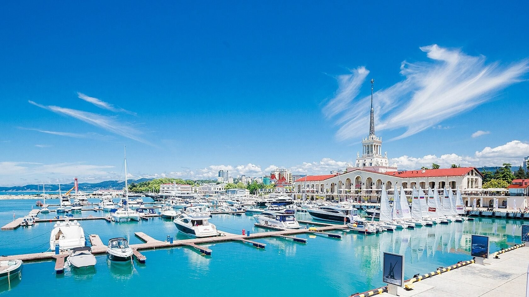 Морской порт. Стрит съемки для маркетплейсов в Сочи | ИИ контент | fashionprod