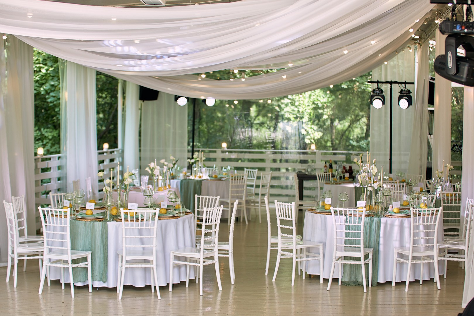 Декораторы Мастерская декора. Подрядчики и друзья сети свадебных площадок House for wedding