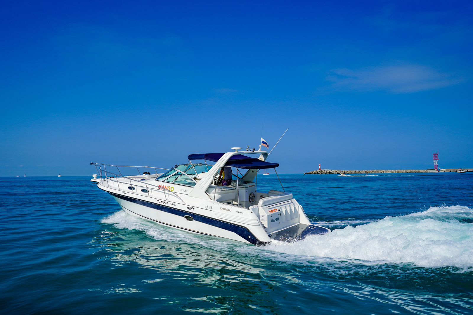 Комфорт катера в Сочи. Аренда Яхт и Катеров в Сочи