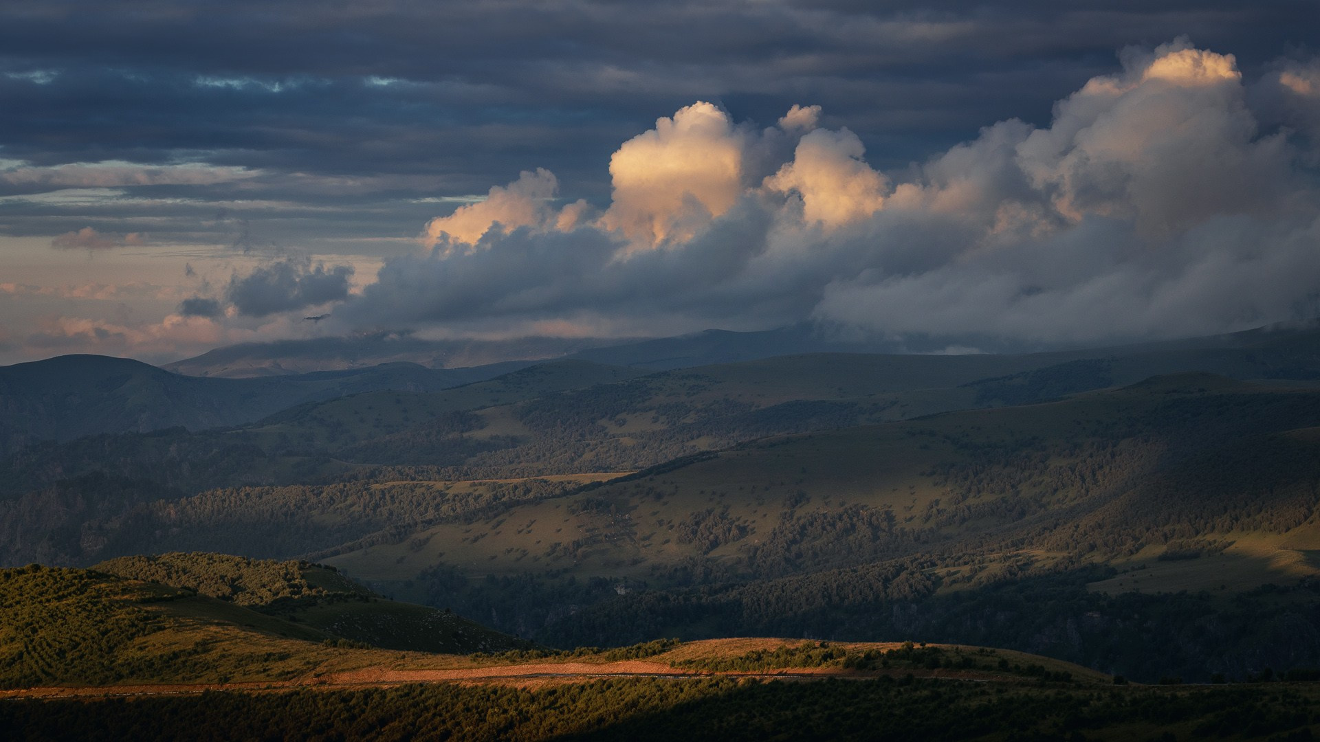 Осеннее приэльбрусье 2026 | Фотограф Дмитрий Купрацевич. Дмитрий Купрацевич профессиональный пейзажный и travel-фотограф