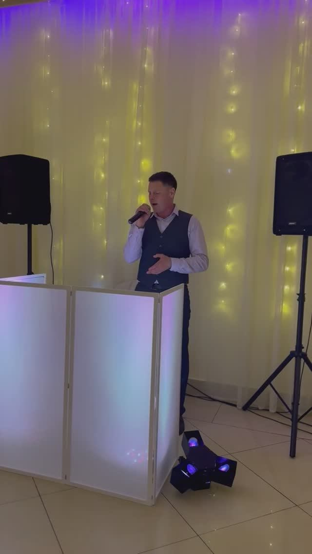 Видео. Ведущий и Вокалист Александр Узунов в Москве и Московской области