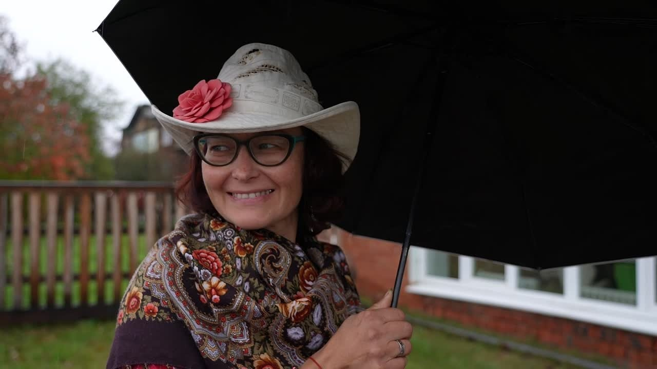 УСЛУГИ. Занимаюсь профессиональной фотографией и живу рядом с Байкалом. Работаю в разных жанрах