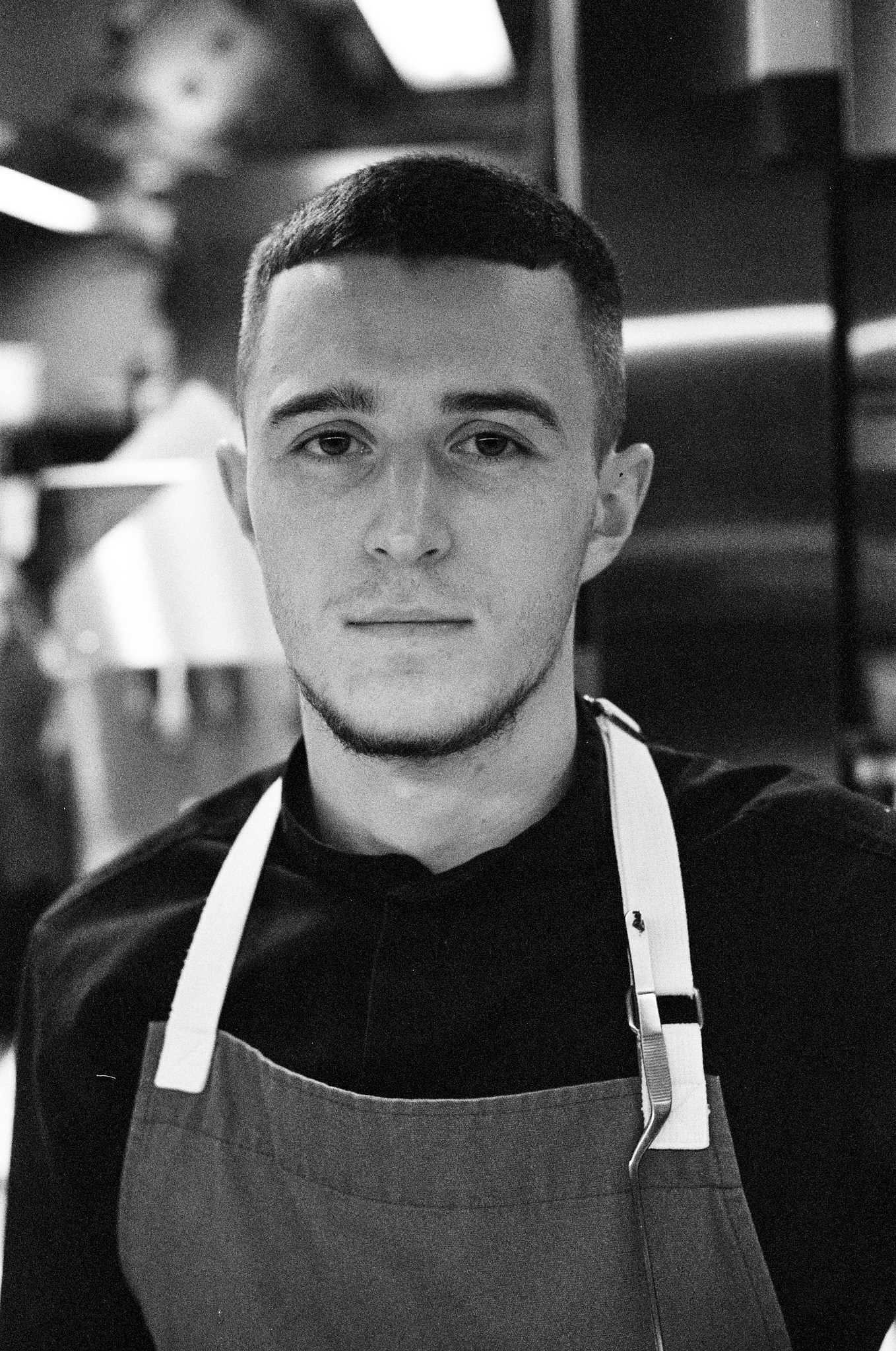 Жажда Крови. Часть 4. Другой Павел Поцелуев — плёночная фотография и мастерство мясного дела