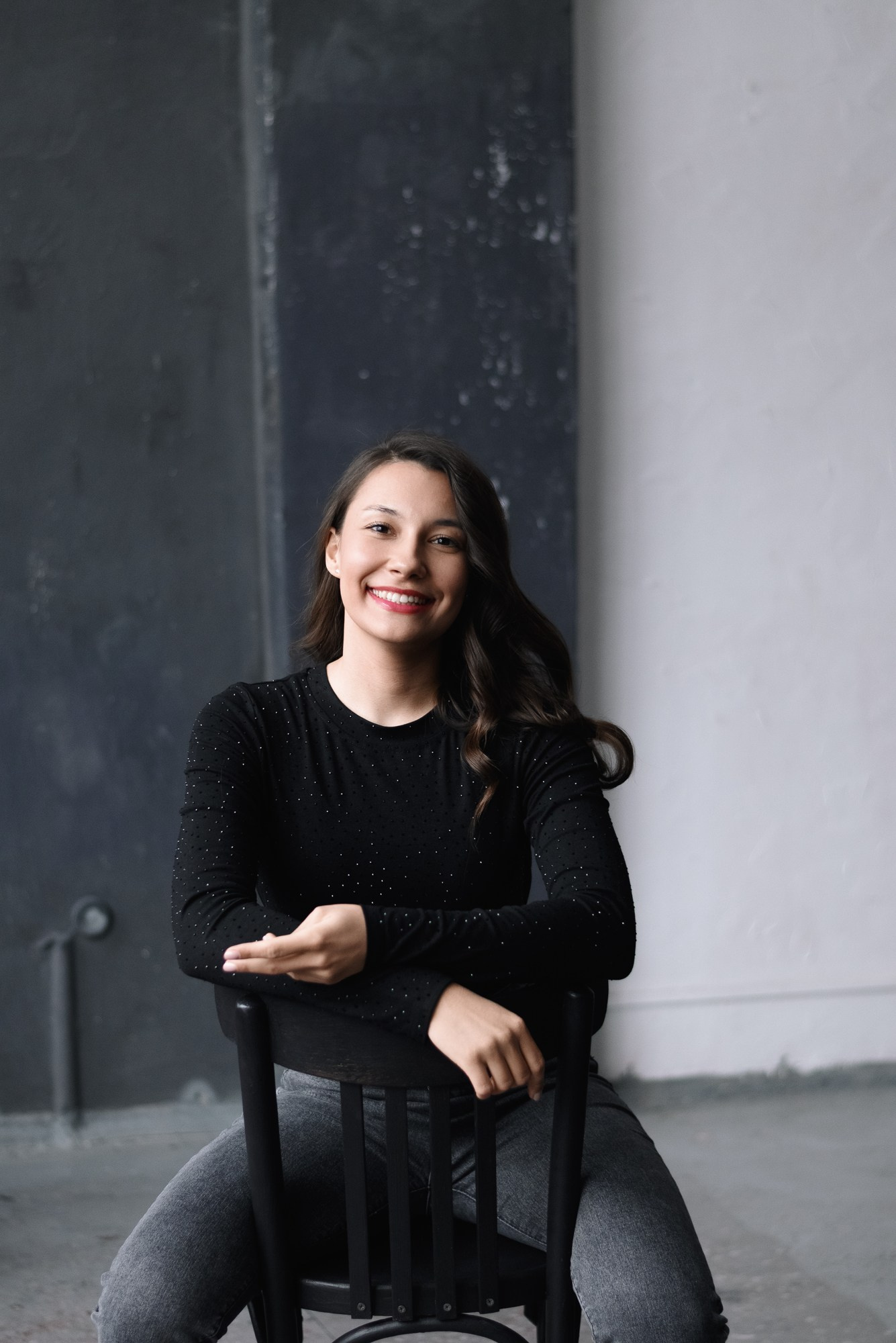 ЧБ портрет в Тюмени | Фотограф Дарья Мустафина. Портретный фотограф Тюмень Дарья Мустафина