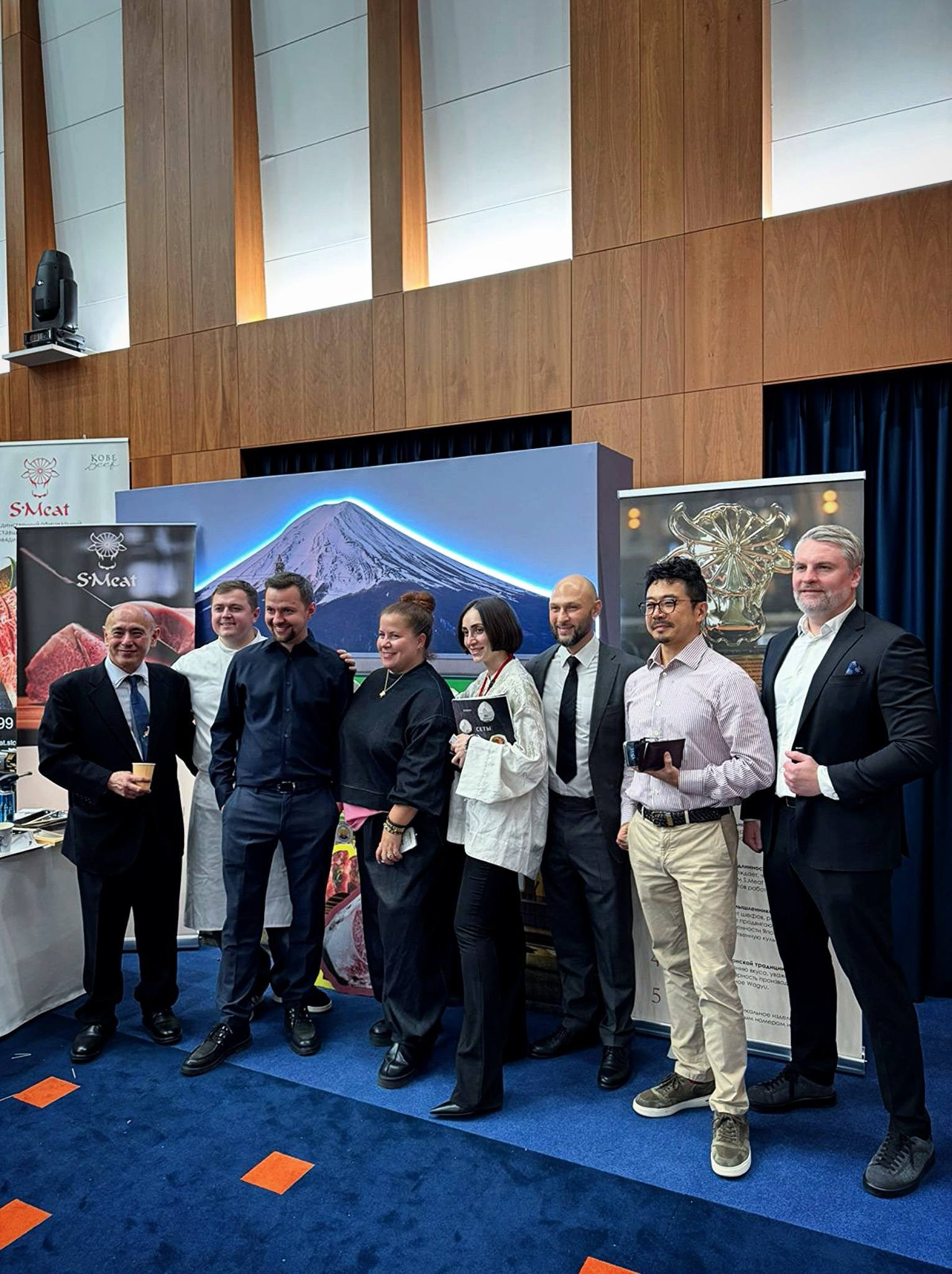 The butchers' meeting. Together with Smeat. Another person Pavel Potseluev. A photographer in 2026