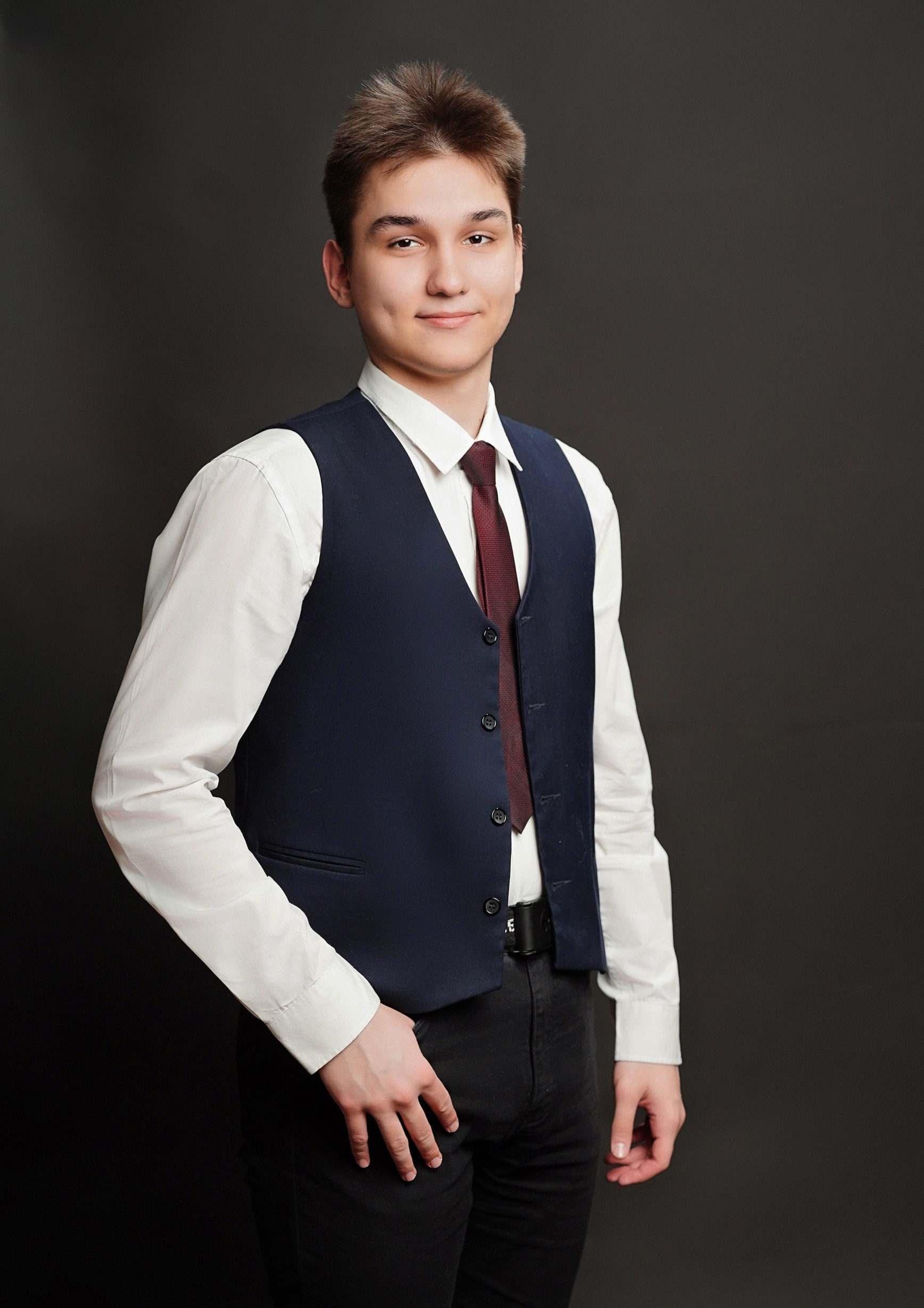 Стиль портрета в школе. GOTRA — выпускные альбомы в Тюмени