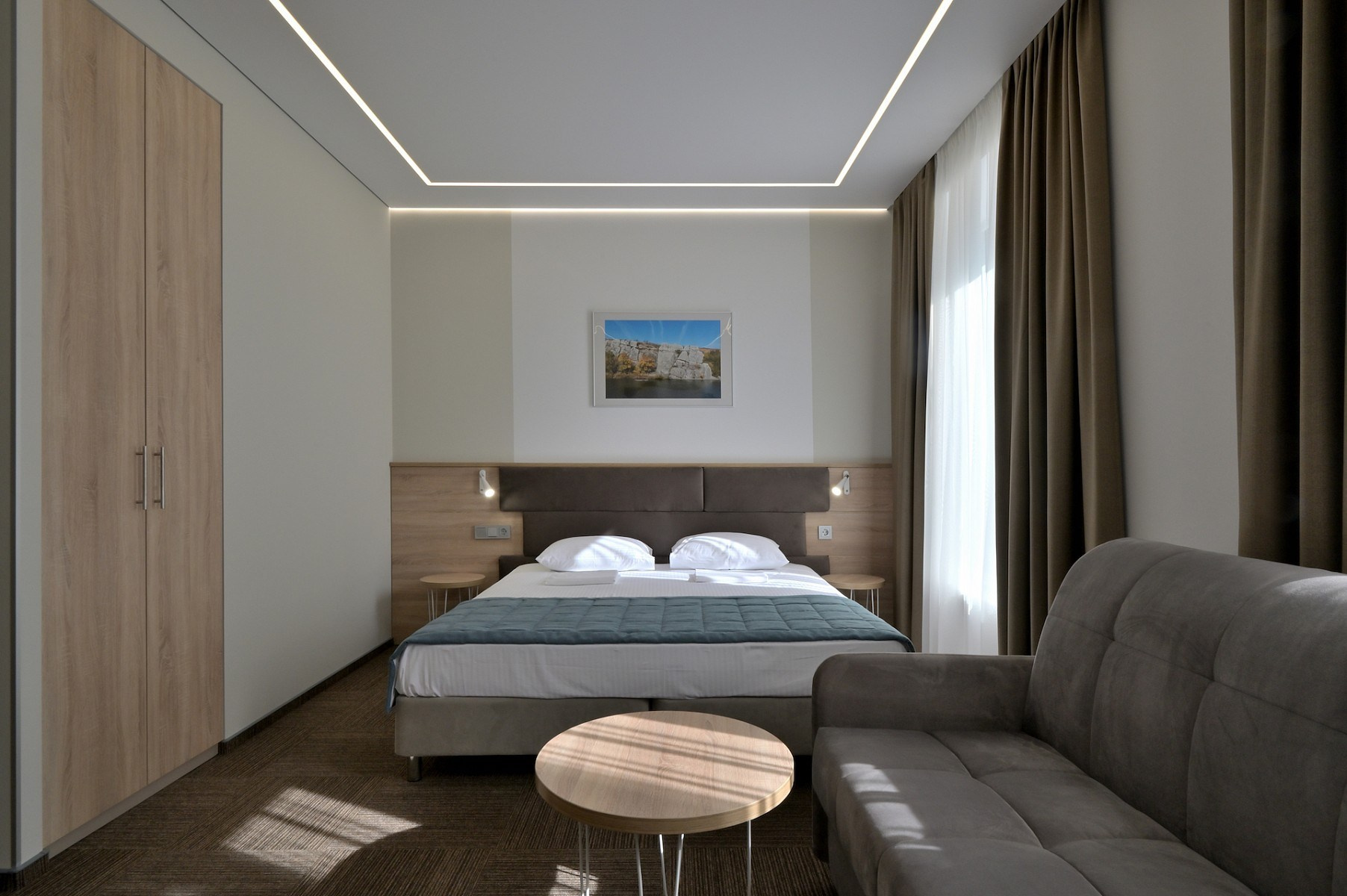 Лучшие отели в Новочеркасске для фотосъемки свадебных сборов