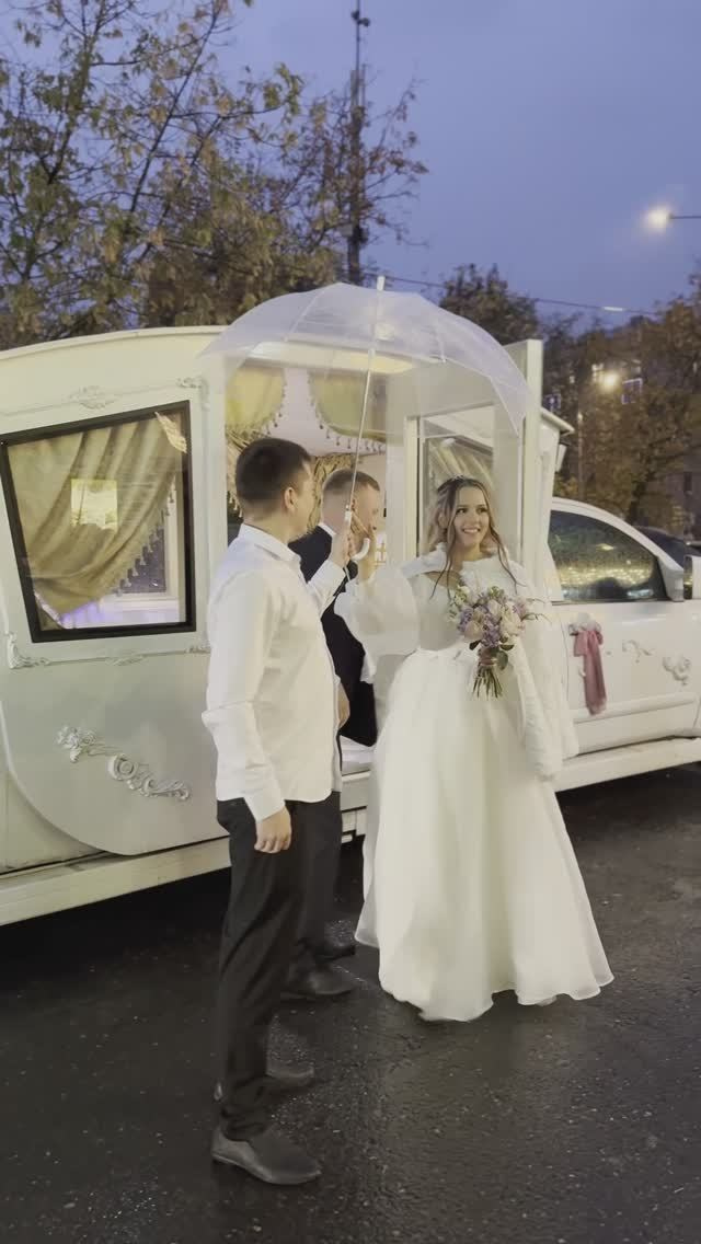 Видео. Ведущий и Вокалист Александр Узунов в Москве и Московской области