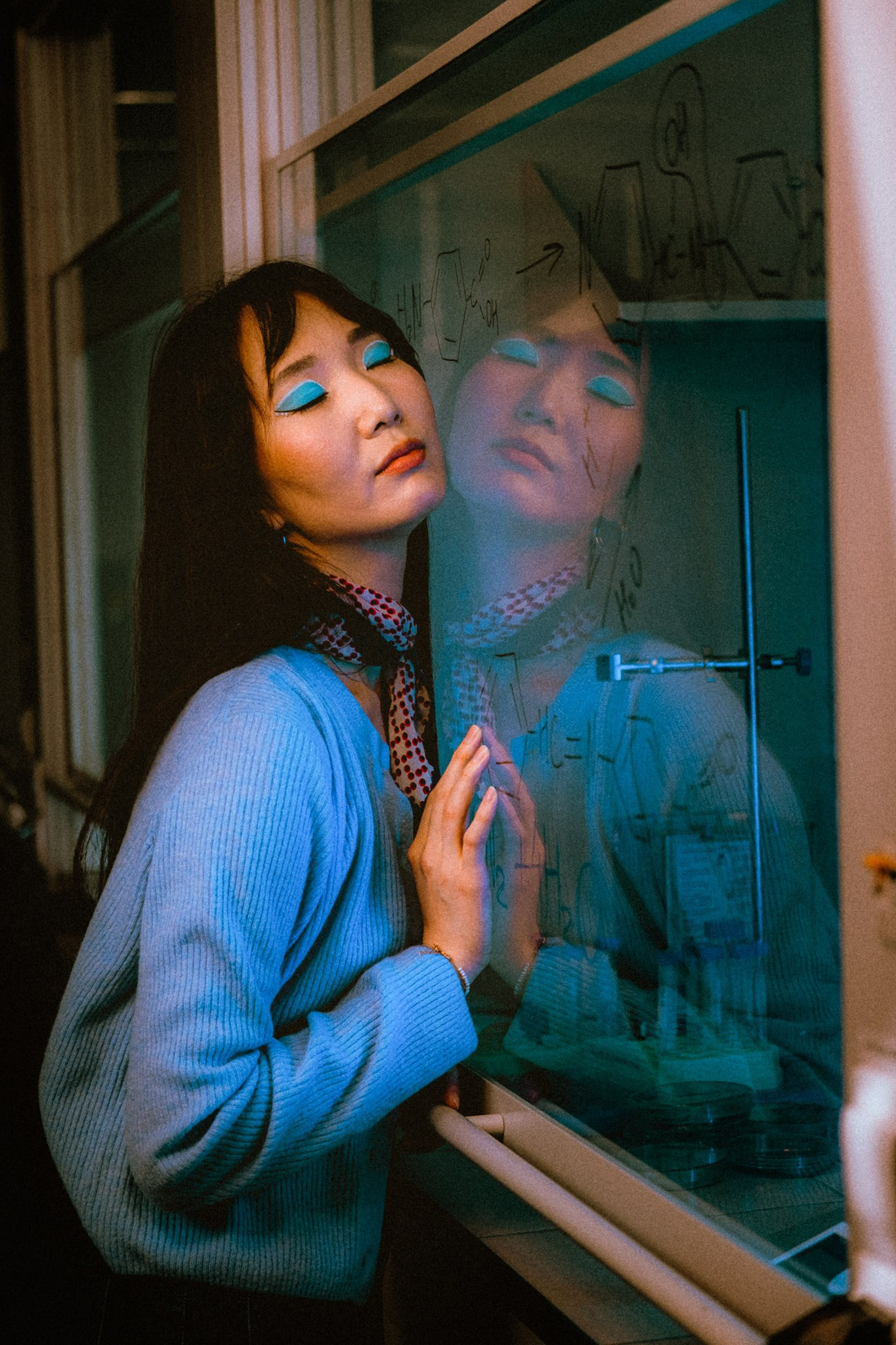 Works. Фотограф с цветным светом и оператор в Москве | Лиля Кичигина