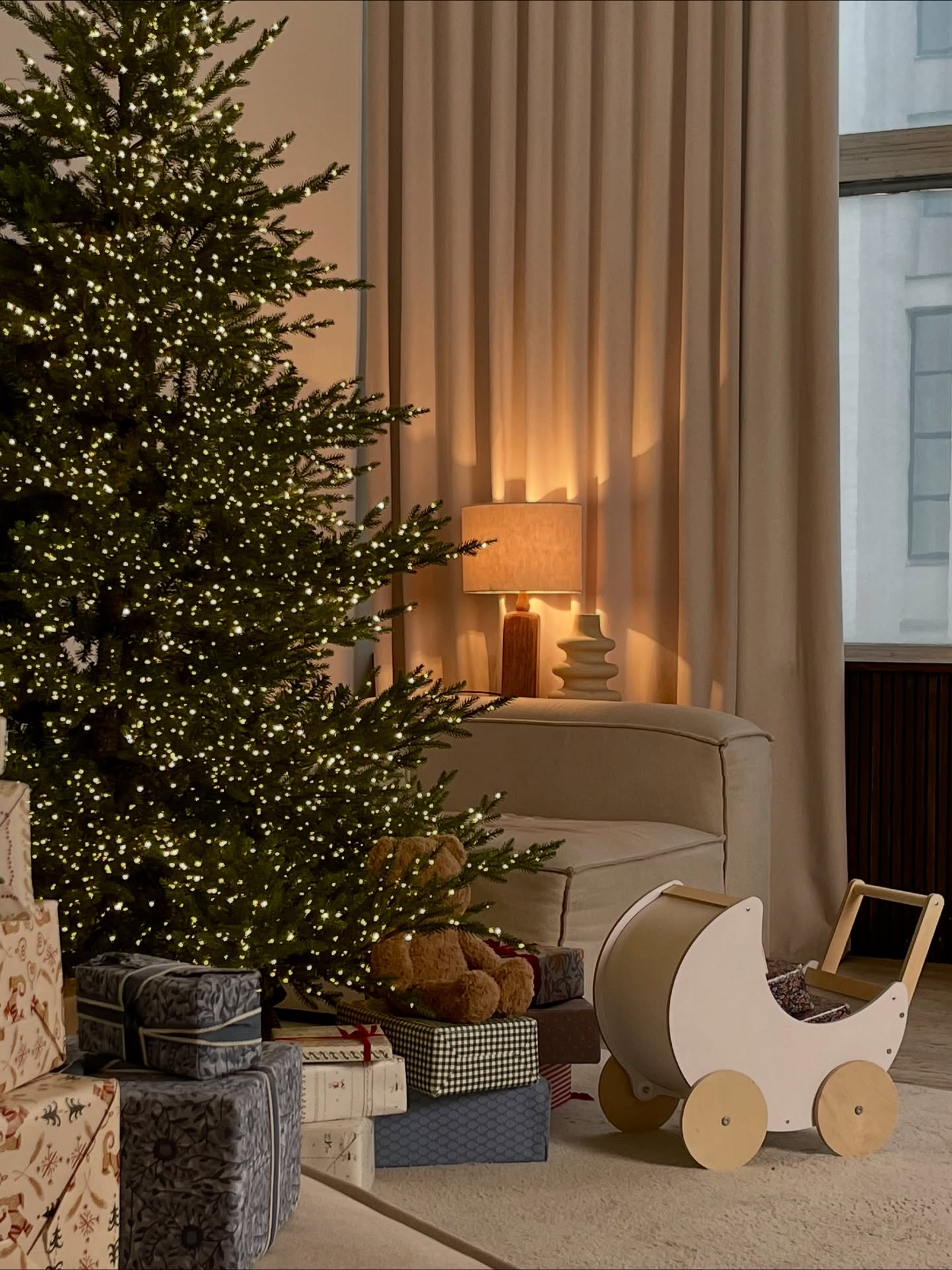 Фотостудия Воздух. Понравилась студия? Напишите — организую съёмку именно здесь. Фотограф в Минске Людмила Дутко