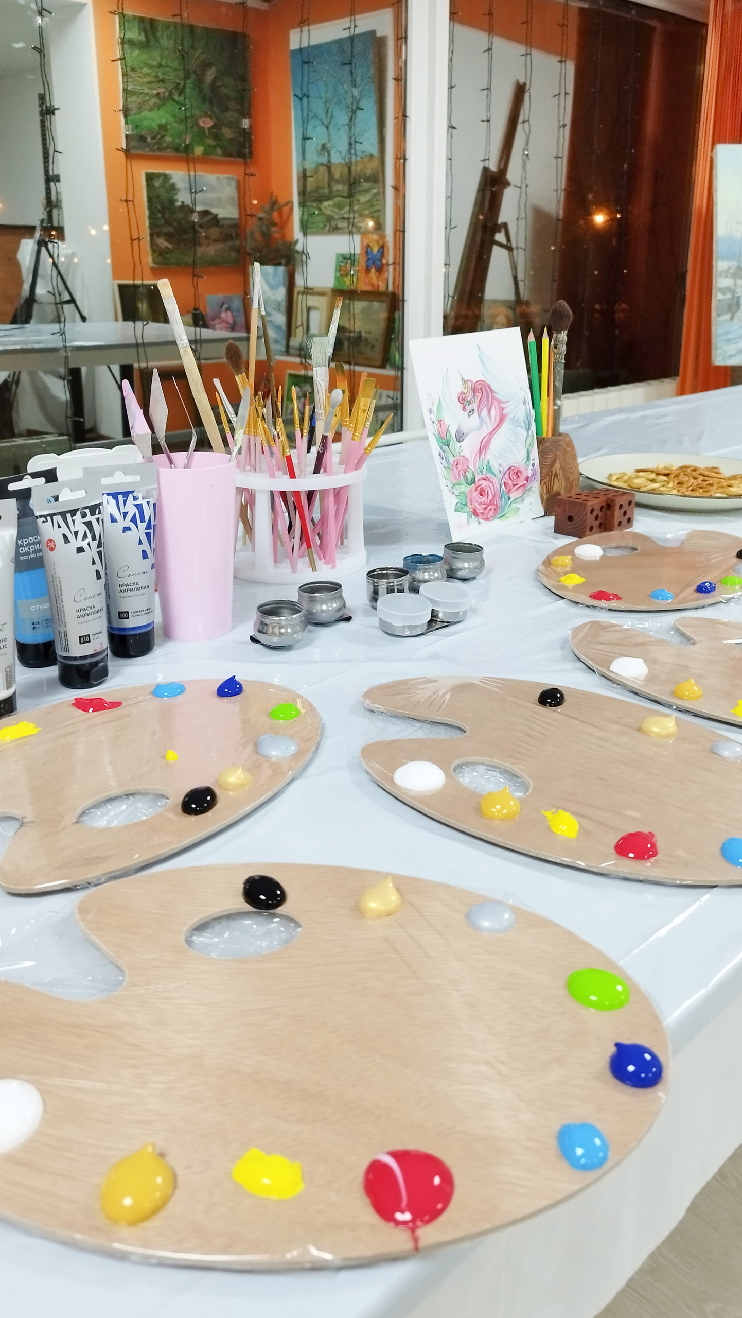Арт-вечеринки и мастер-классы в Москве для взрослых и детей