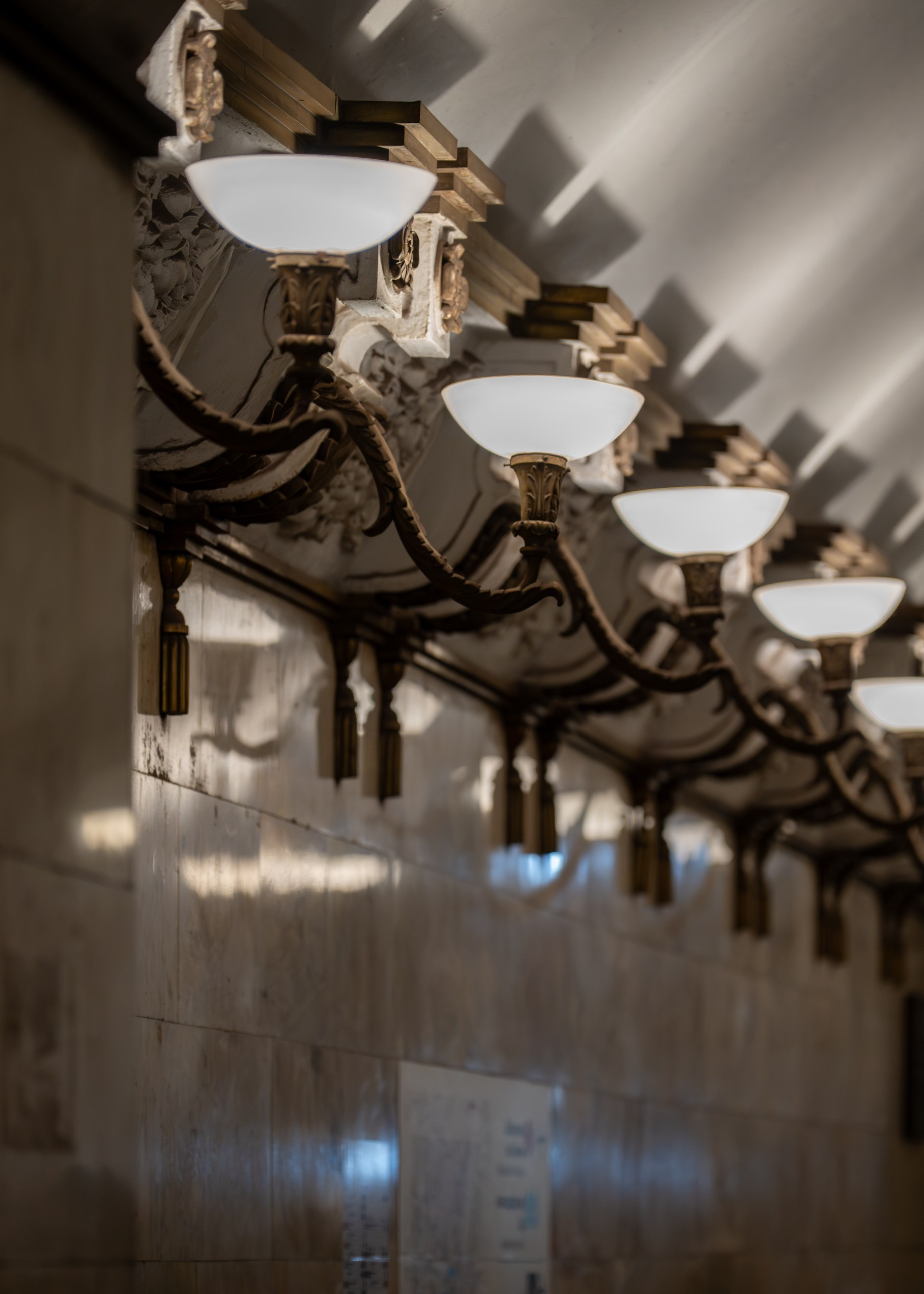 Парадные залы подземного дворца. П&П — Полезное с Приятным. Фотоэкскурсии — Москва на память. Экскурсовод и фотограф в Москве. Увези столицу в своём альбоме!