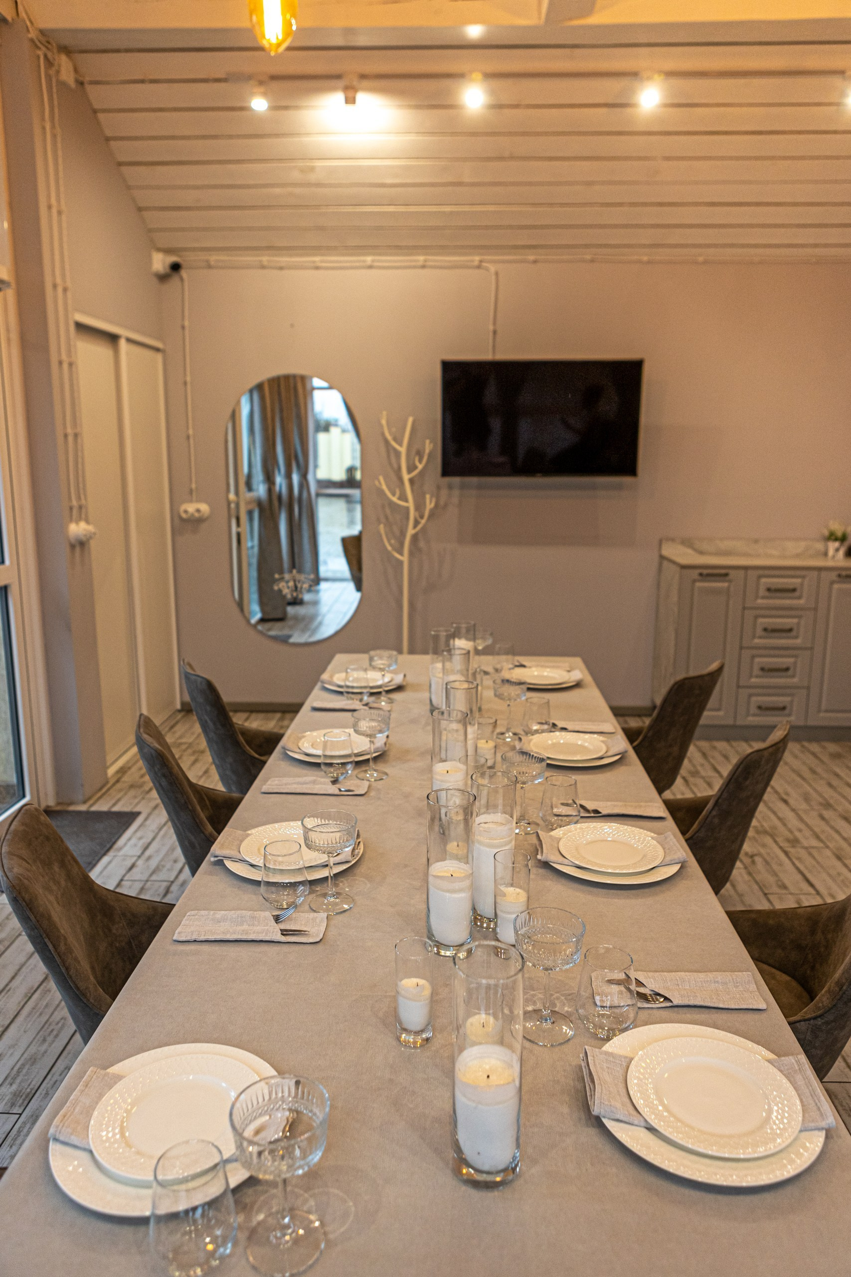 Банкетный зал ресторана «Дача». Фотограф в Оренбурге. Профессиональный фотограф