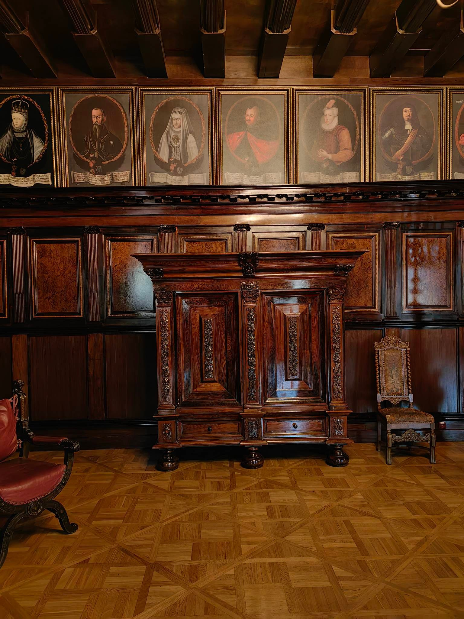 Несвижский замок в Беларуси. Купить картину на холсте для интерьера|художник | дизайнер | архитектор Сергей Ратчин в Москве