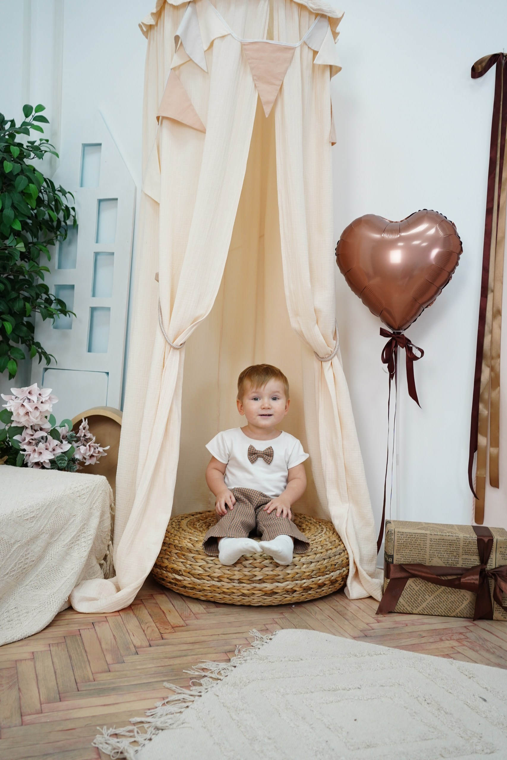 Наши Новые Фотозоны. Детская Фотостудия ГОДОВАСИКИ в Санкт-Петербурге фотосесия на годик