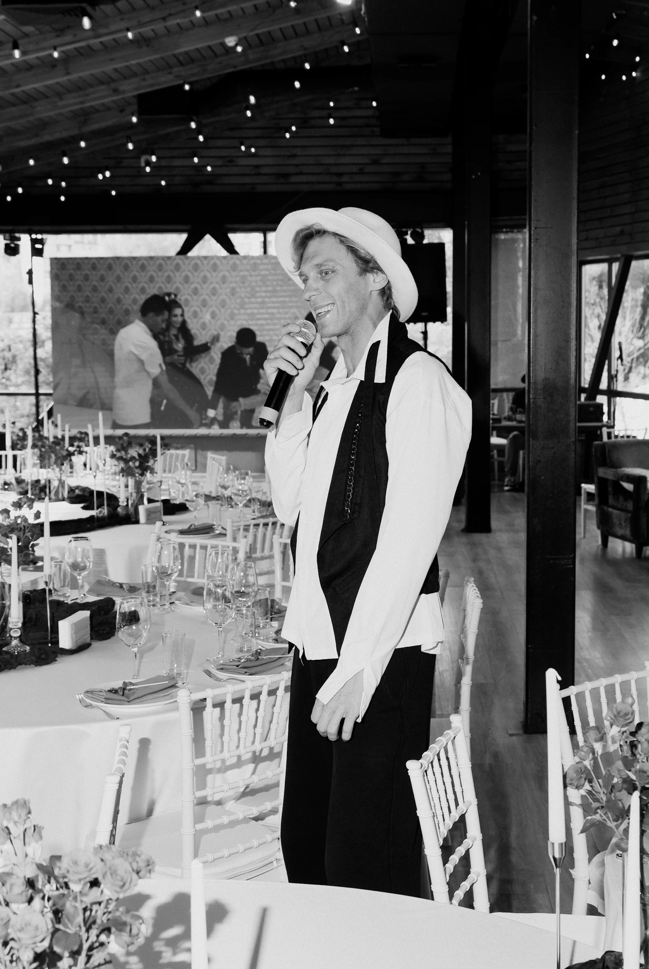 Ведущий праздников в России живу в Москве Карпенко Александр