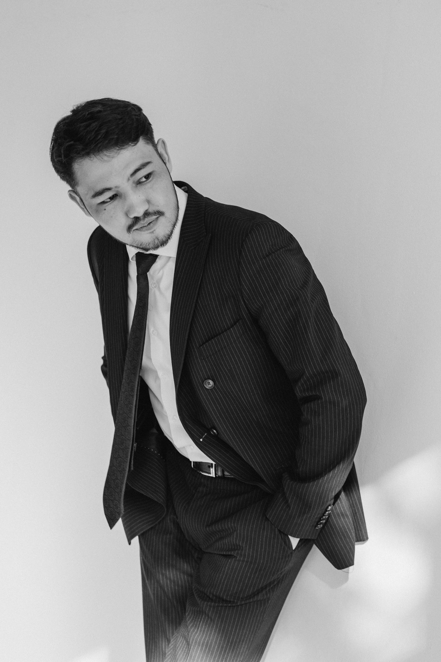 мужской фотограф Алматы Бизнес фотограф алматы Корпоративный фотограф алматы Бизнес портрет алматы