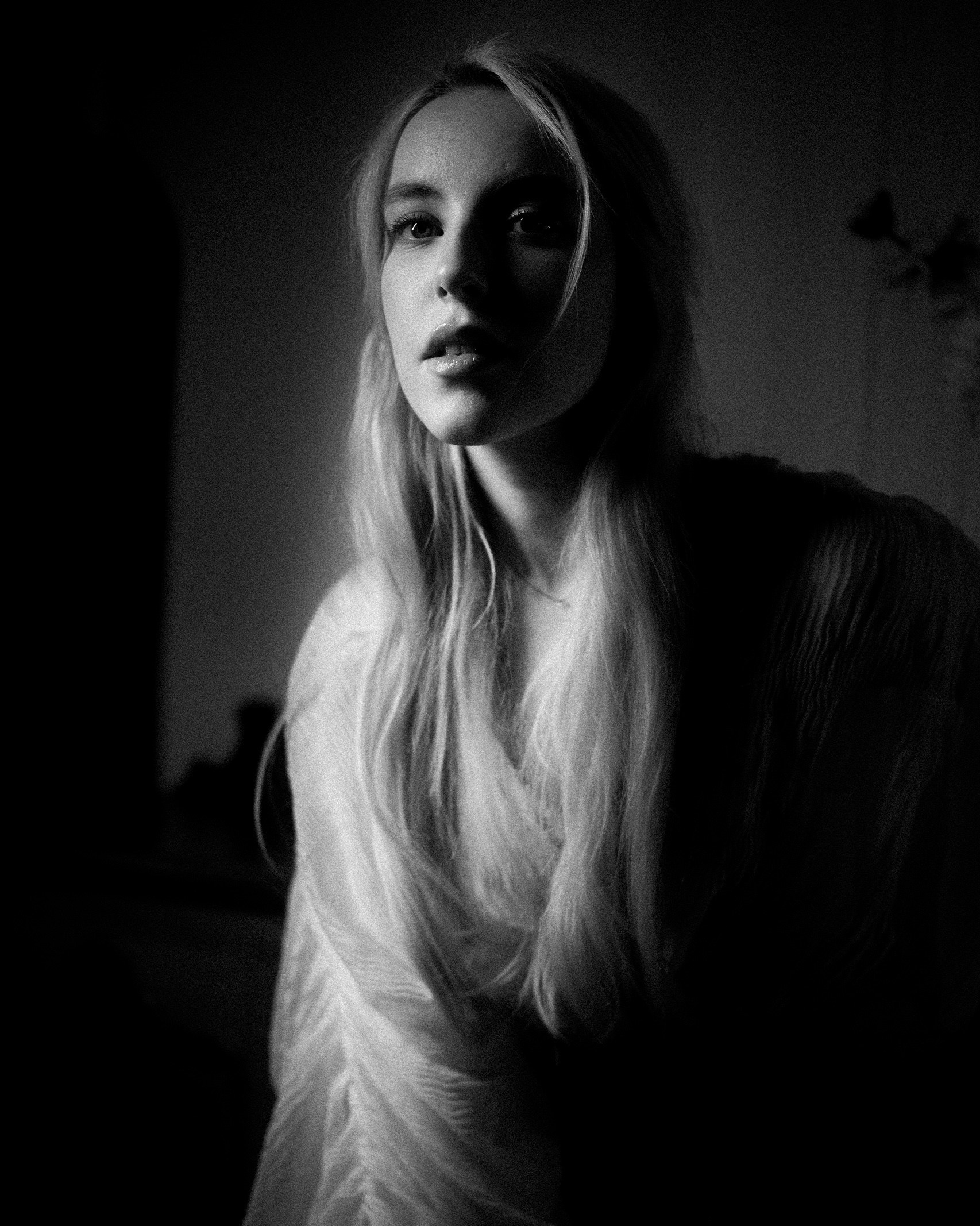 Илья Варакин — Кинематографичный фотограф в Москве. Съемки с душой и эстетикой пленки. Готовые фото за 2 дня