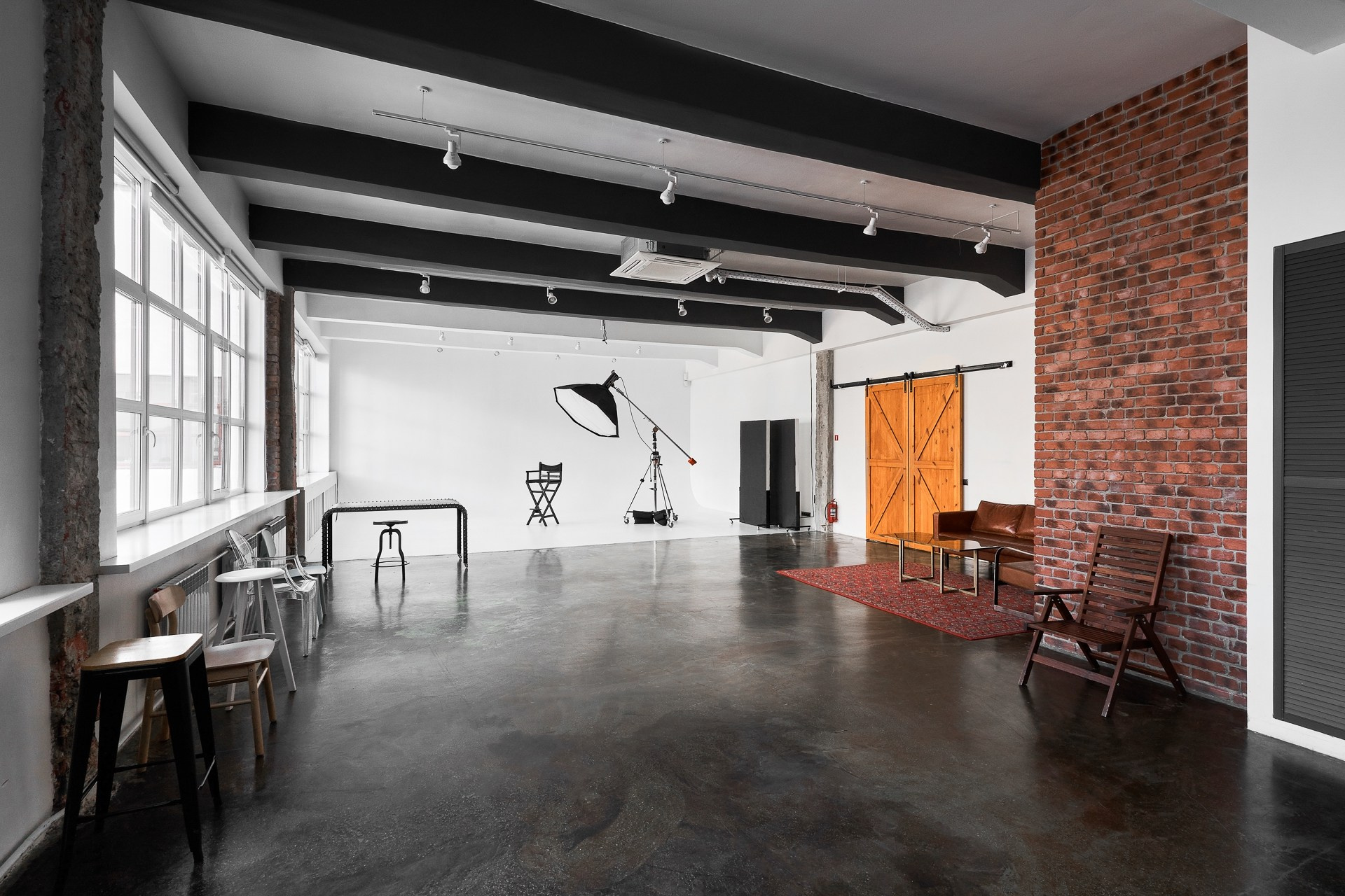 Подборка фотостудий с фотографиями интерьера. Свадебный и семейный фотограф и видеограф в Екатеринбурге Полянские Тимур и Анастасия