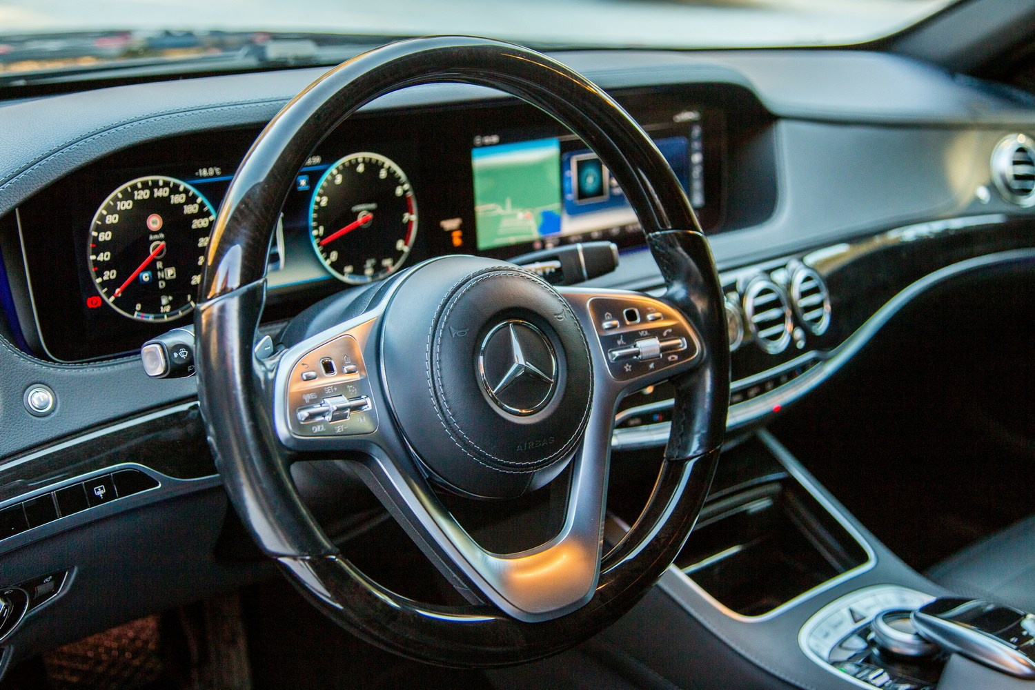 Свадебный фотограф Иркутск. Фотограф видеограф Иркутск фото видео студия Алексея Марамзина