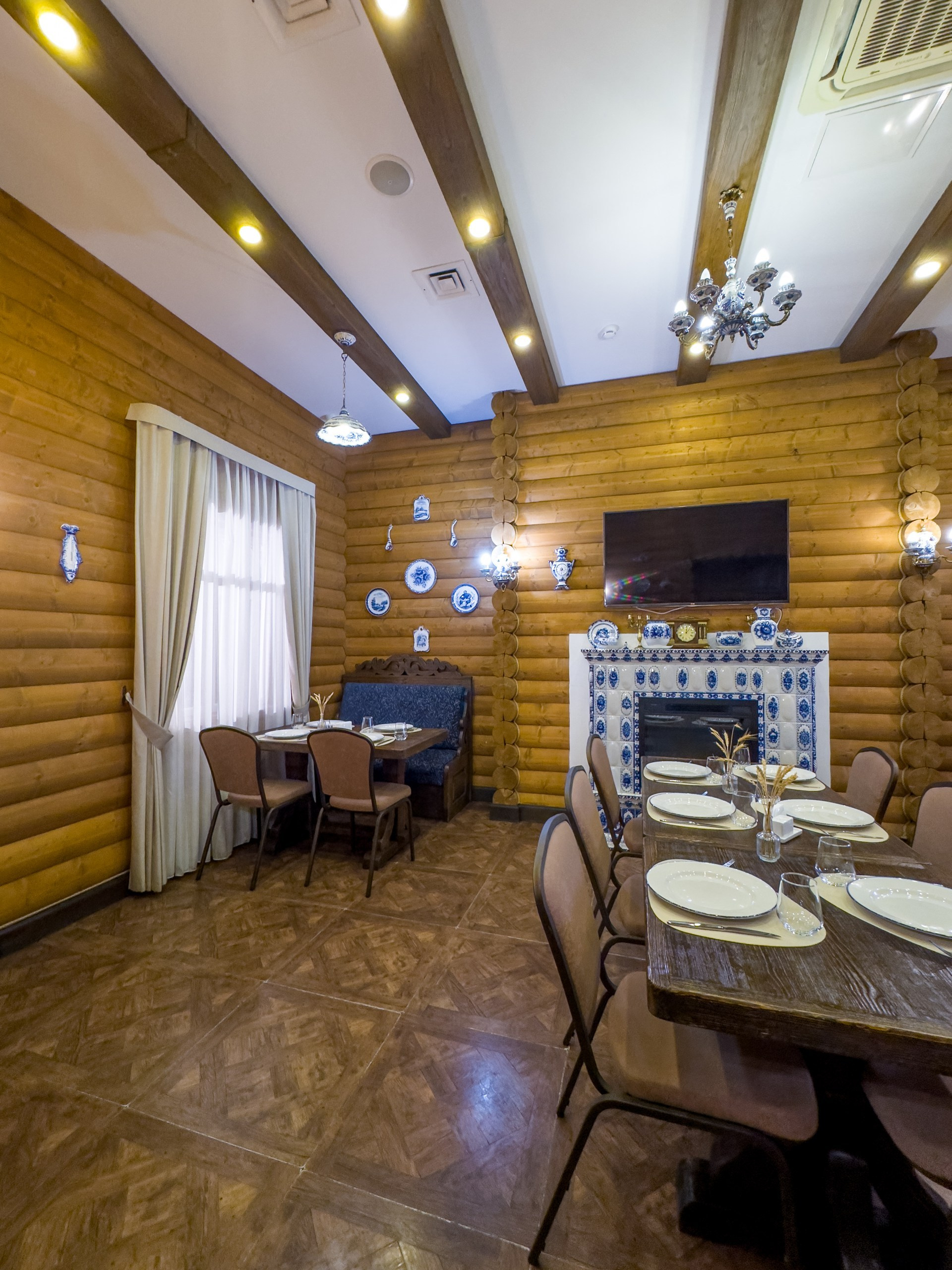 Банкетный зал «Гжель», ресторана «Дача ". Фотограф в Оренбурге. Профессиональный фотограф