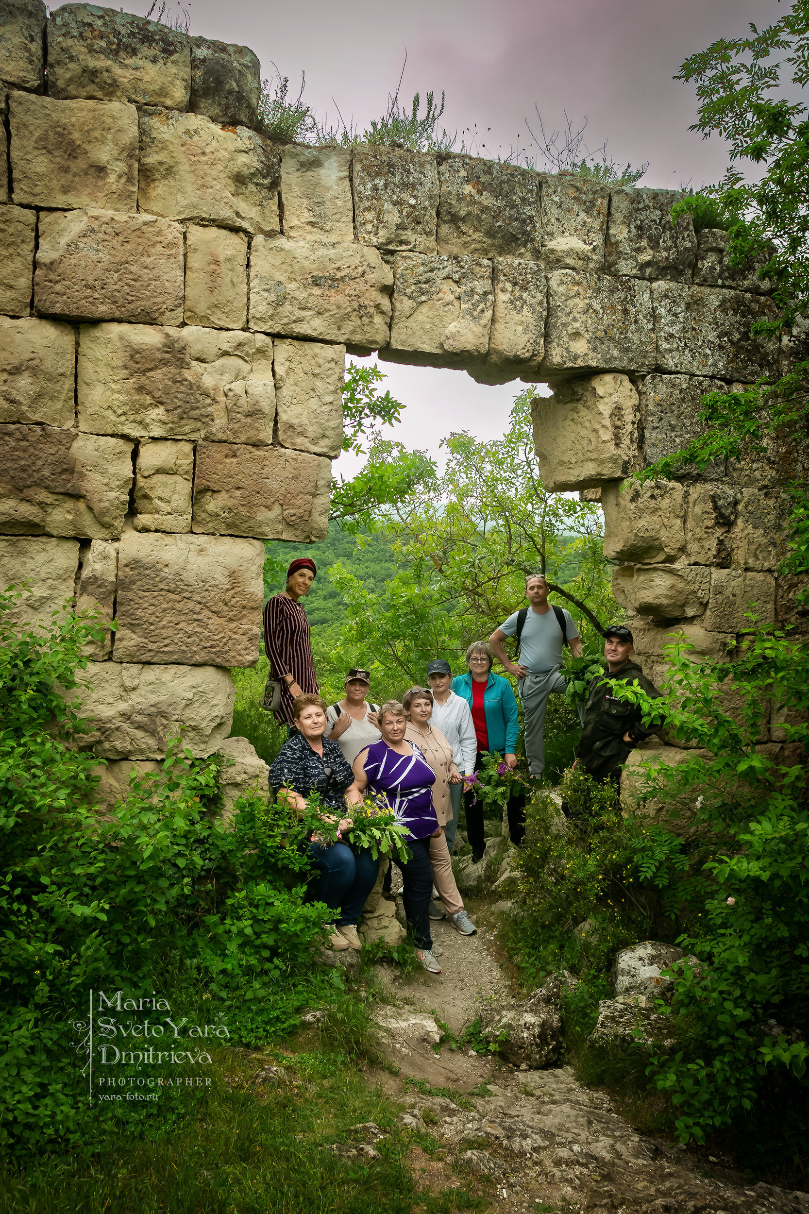 Инна 💠 Виды с трёх вершин Байдарской долины. Фотограф в Симферополе и Крыму — Мария СветоЯра Дмитриева | Индивидуальные и семейные съёмки