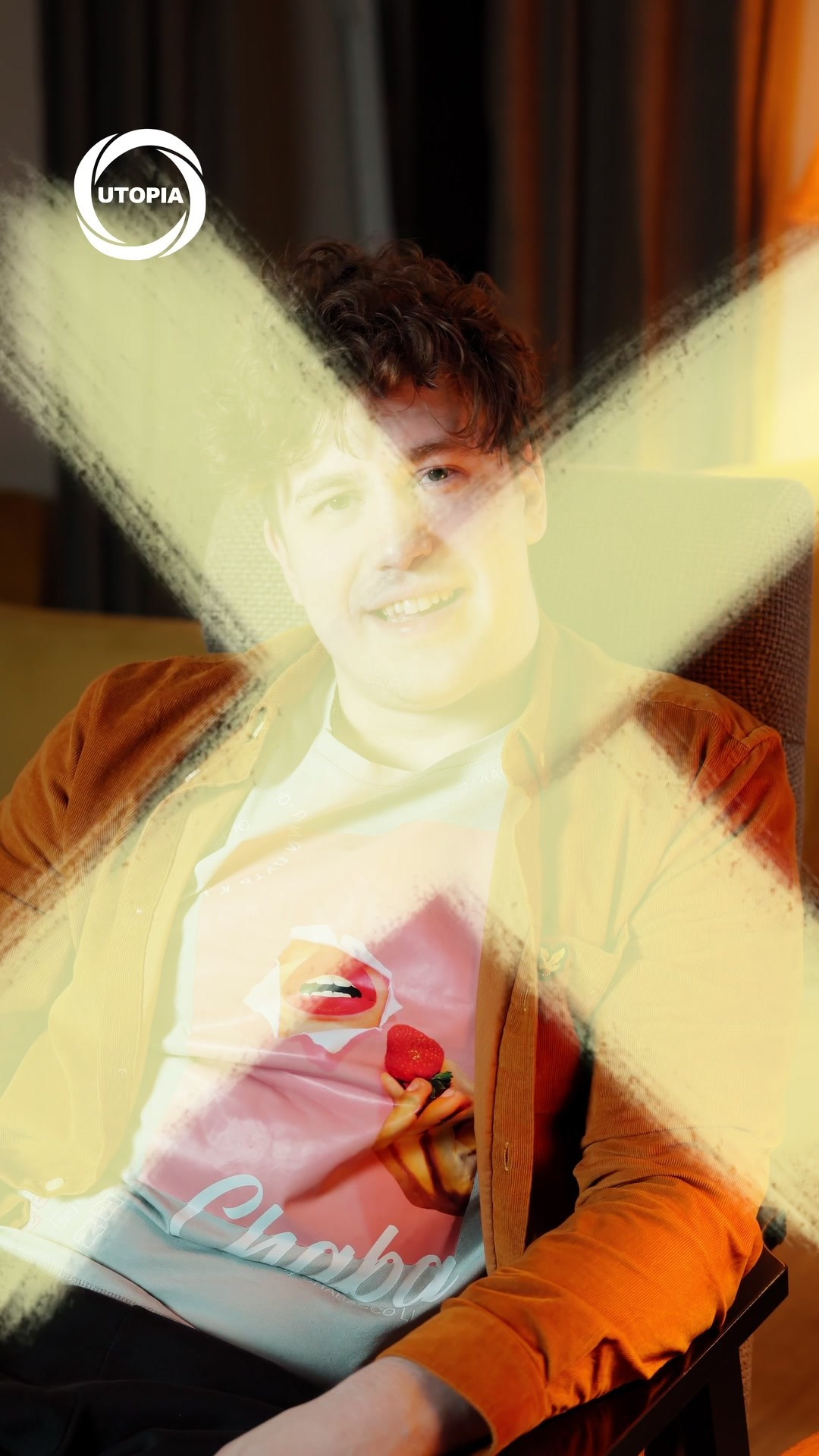 Вертикальные видеоматериалы. JOHNNY SOLOVEV VISION