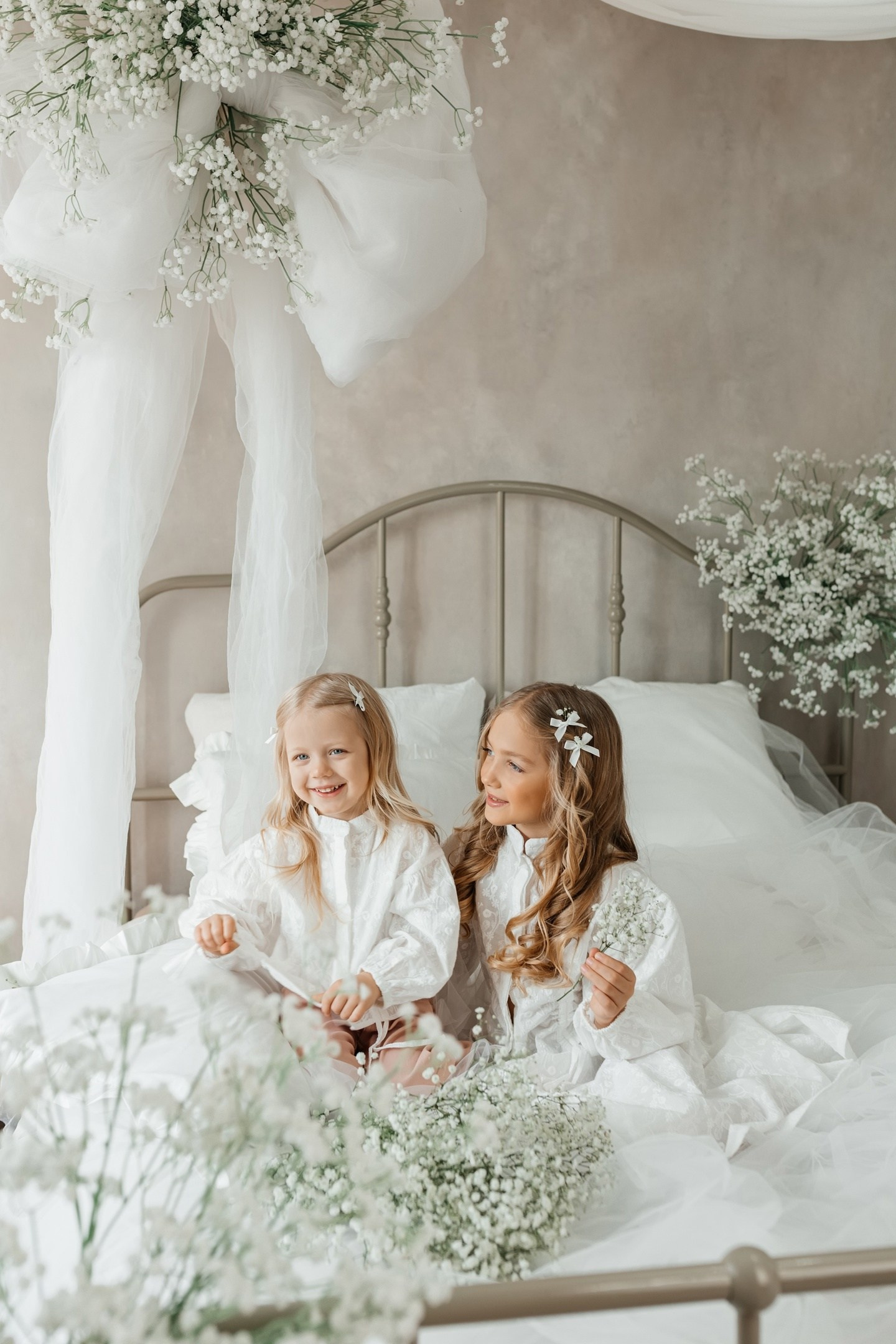 Фотостудии Севастополя. Лучшие фотостудии Севастополя. Фото интерьера фотостудий. Актуальные фото фотостудий Севастополя. Профессиональная фотосъемка в Крыму. Натуральные эмоции и живые кадры. Забронируйте дату прямо сейчас!