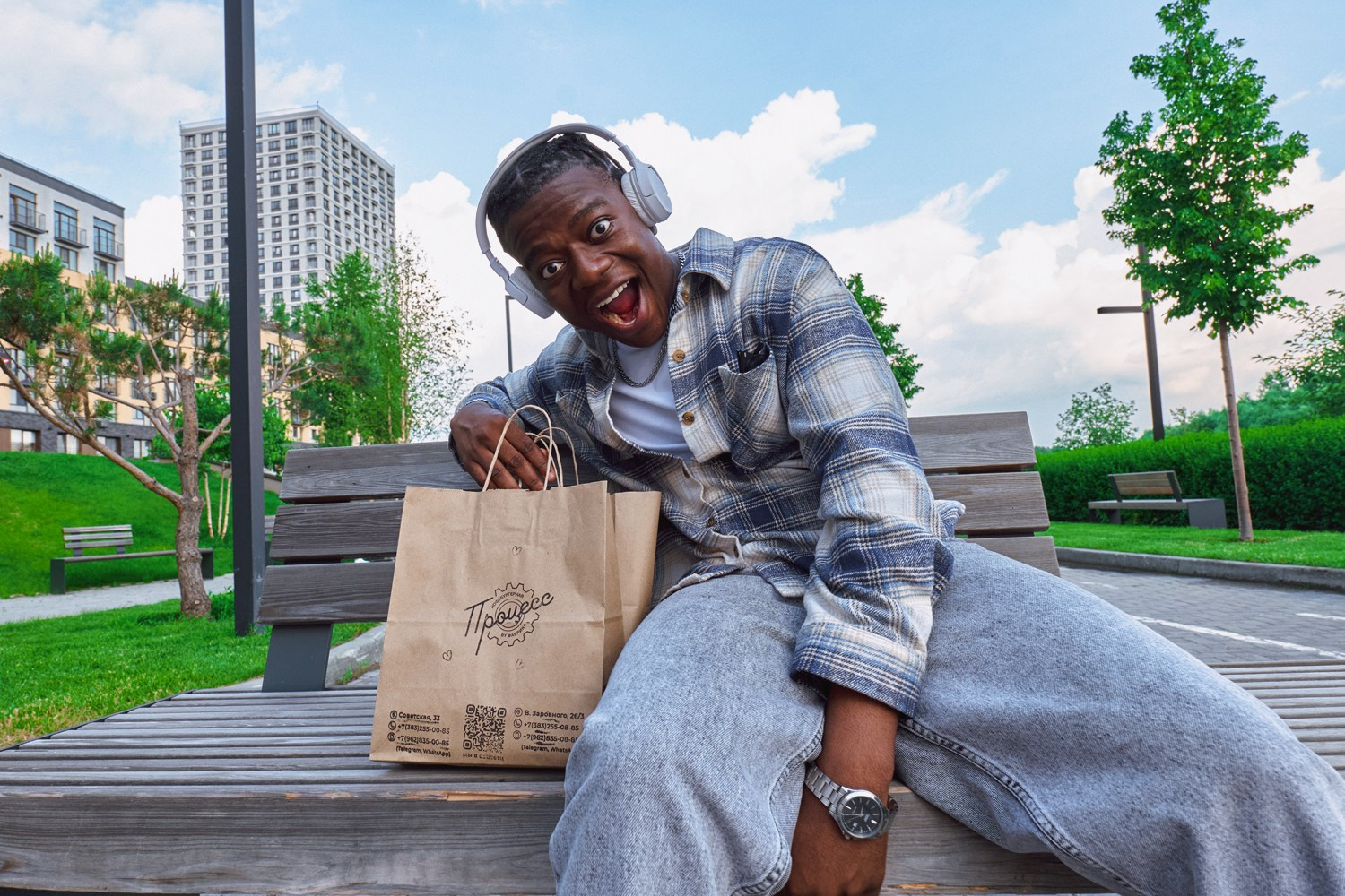 Новосибирск. Коммерческий фотограф для маркетплейсов Wildberries и Ozon в Новосибирске — фото и видео для брендов