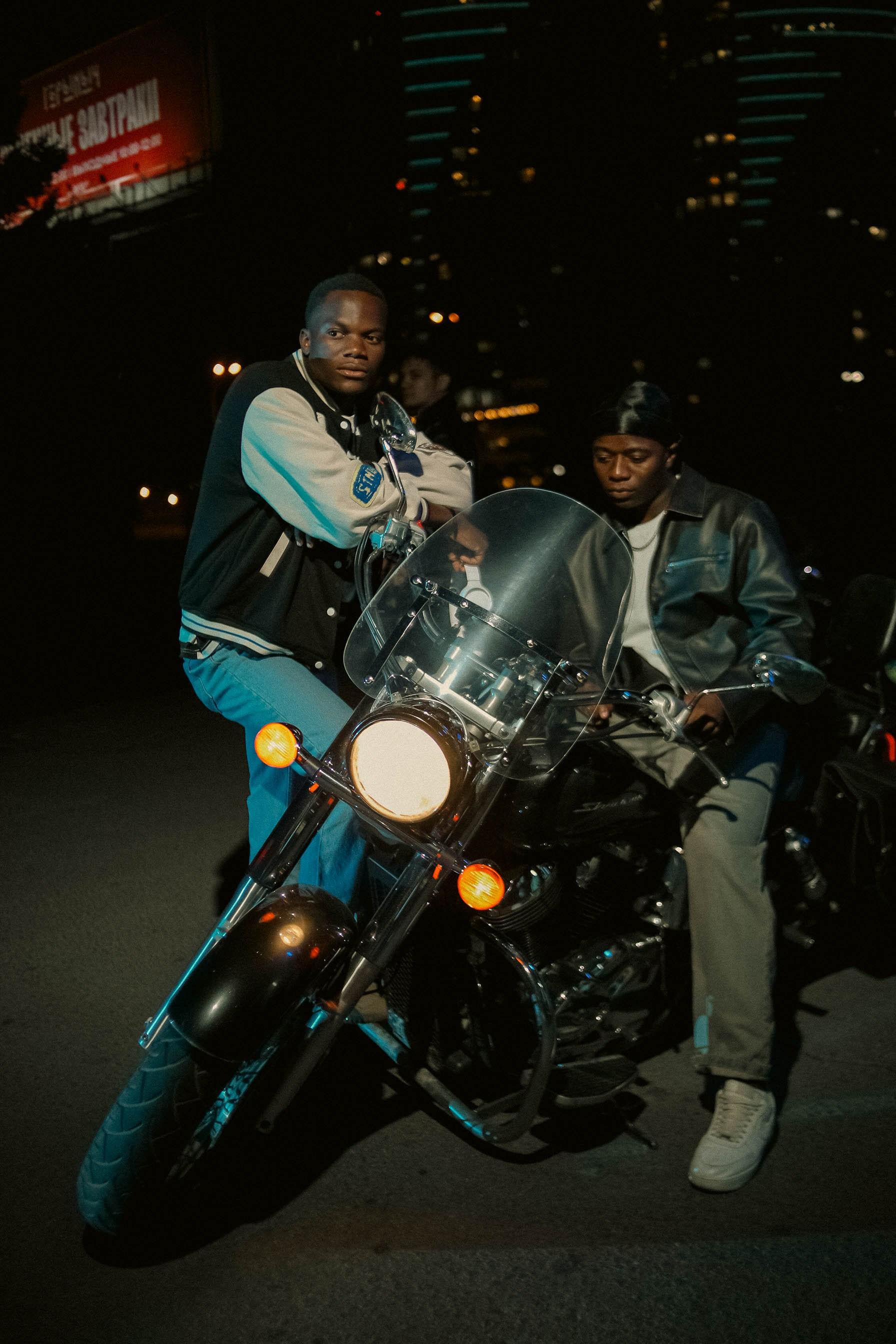 Новосибирск. Коммерческий фотограф для маркетплейсов Wildberries и Ozon в Новосибирске — фото и видео для брендов