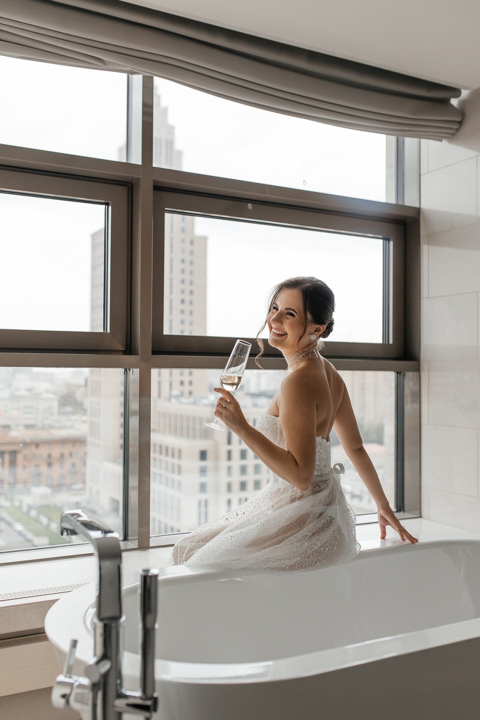 свадебная фотосессия в отеле hyatt regency петровский парк в москве