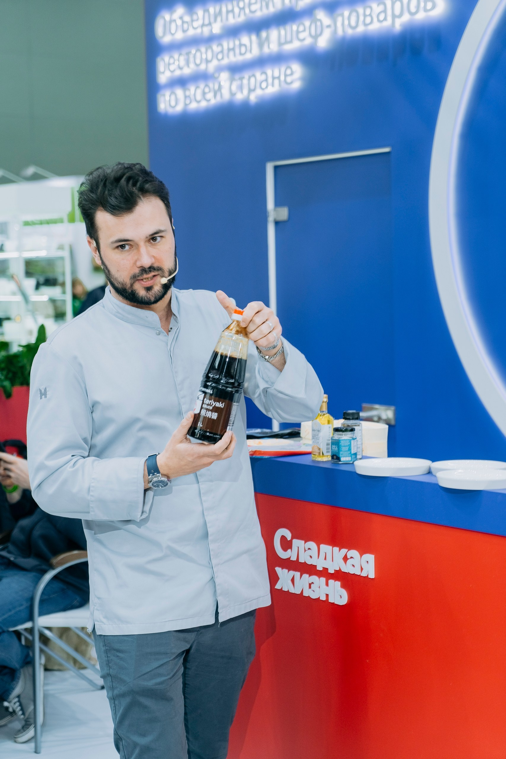 «Сладкая жизнь» на Продэкспо 2025: взгляд фотографа. Профессиональный репортажный фотограф в Москве Владимир Глаголев