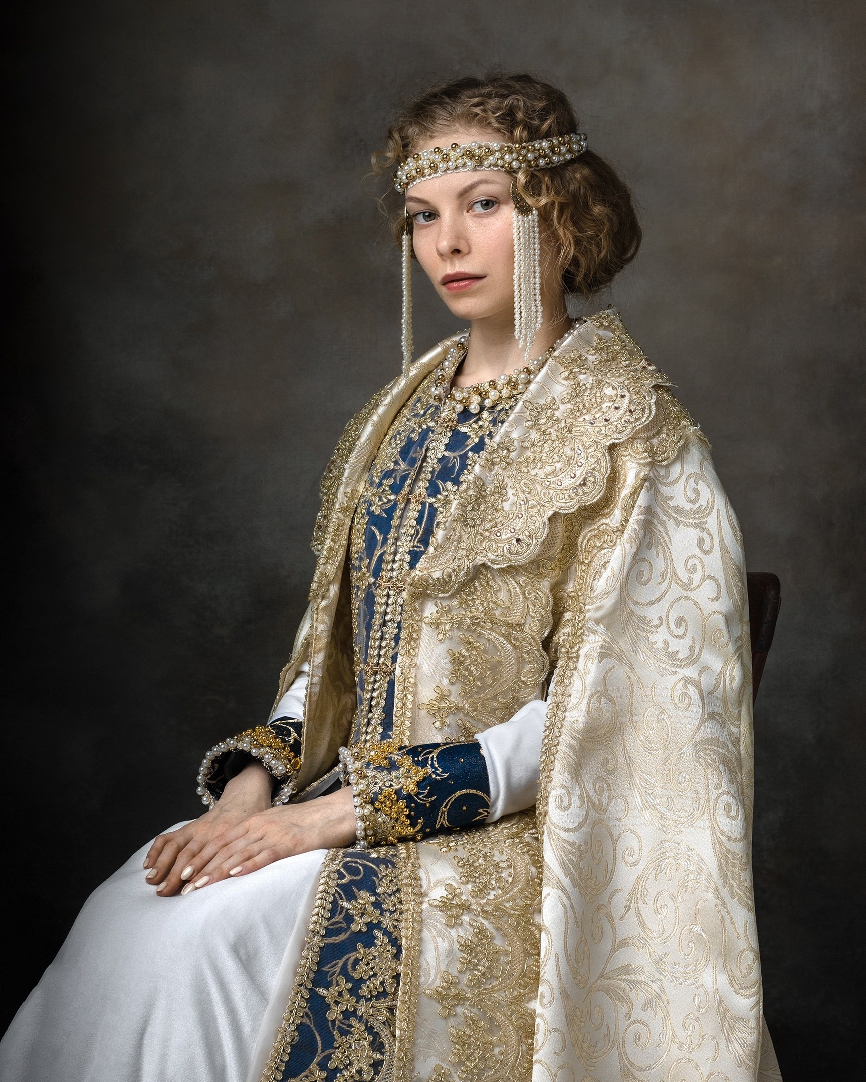 НОВЫЕ СЪЕМКИ В СТУДИИ — ОНА (ПЛАН)