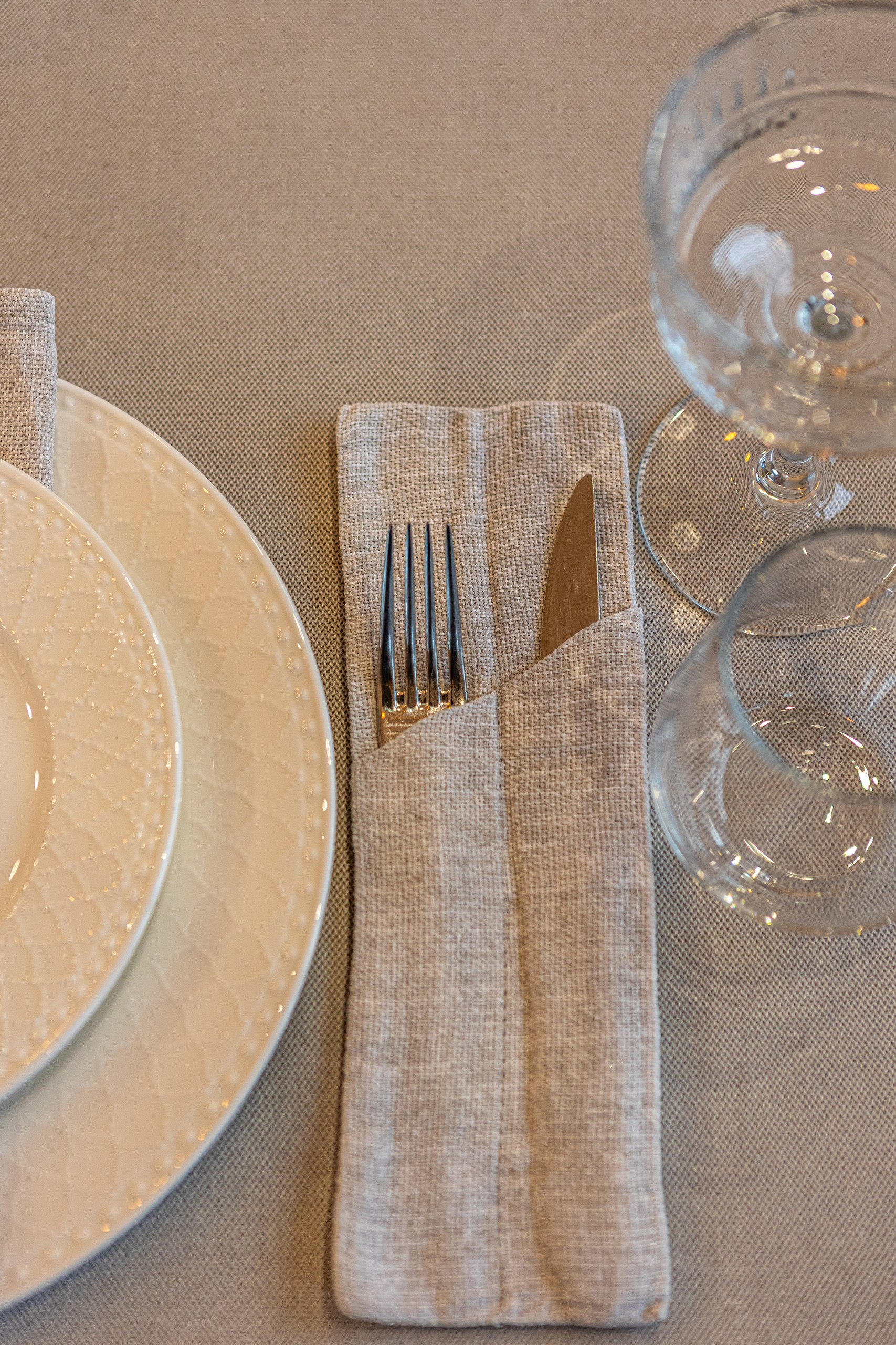 Банкетный зал ресторана «Дача». Фотограф в Оренбурге. Профессиональный фотограф