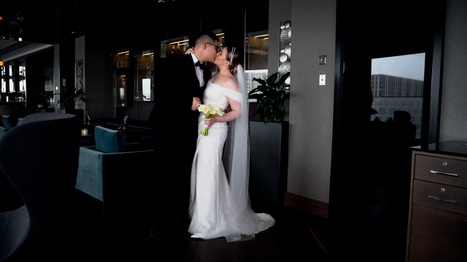 Лучшие отели для свадебного утра в Москве. Свадебный видеограф в Москве Никонова Анна