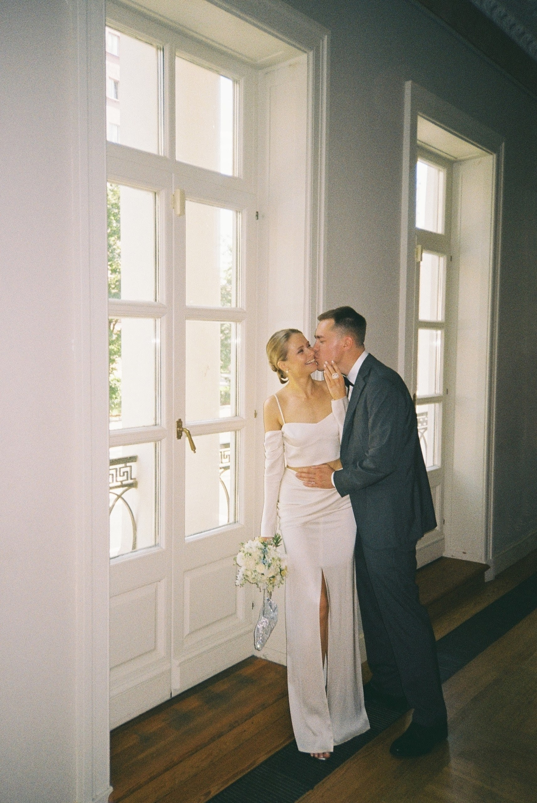 Свадебный фотограф Дарья Свет